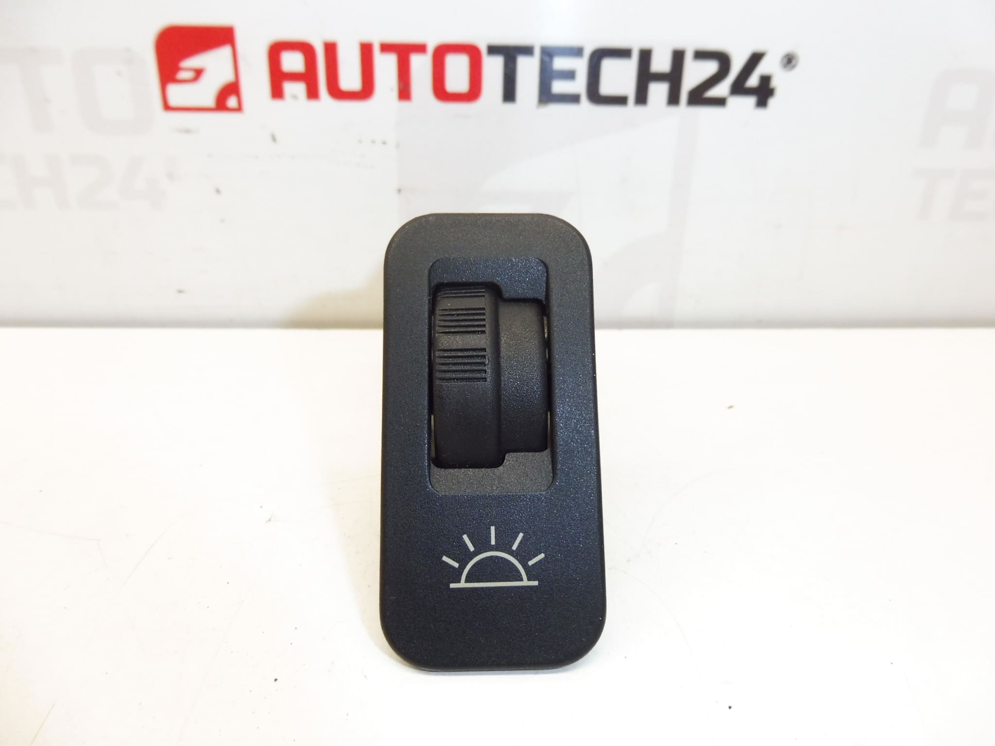 Citroën Peugeot 6552T1 sisävalon säädin