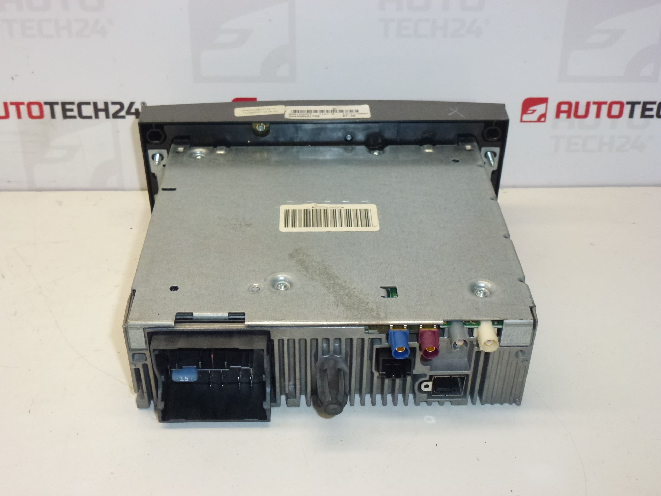 Autoradio Citroën Peugeot RT3eV-N3 96650244XF - Image 2