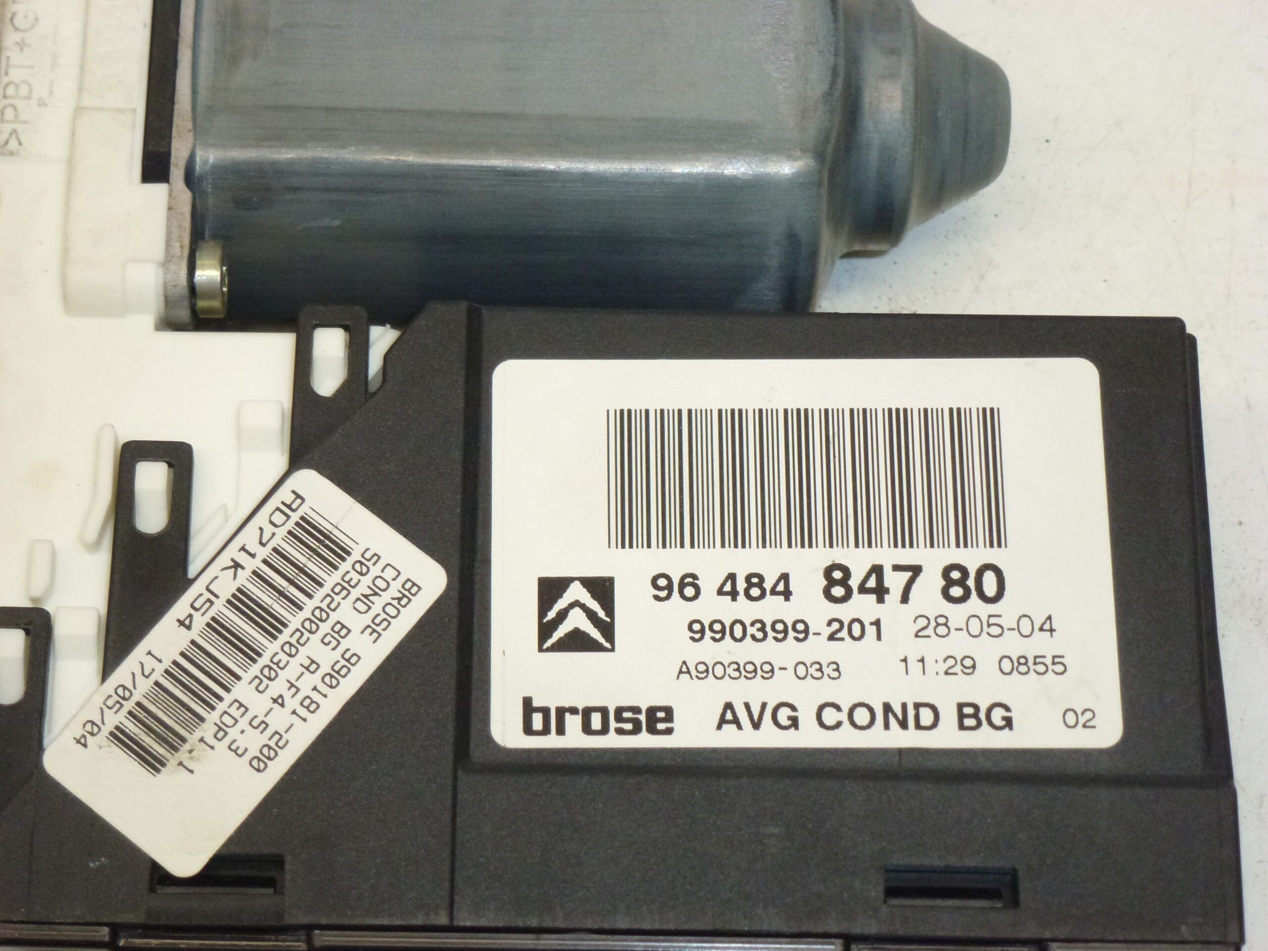 Vasemmalle etuikkunan laskeutuva moottori Citroën C5 9648484780 9221P3 - Image 2