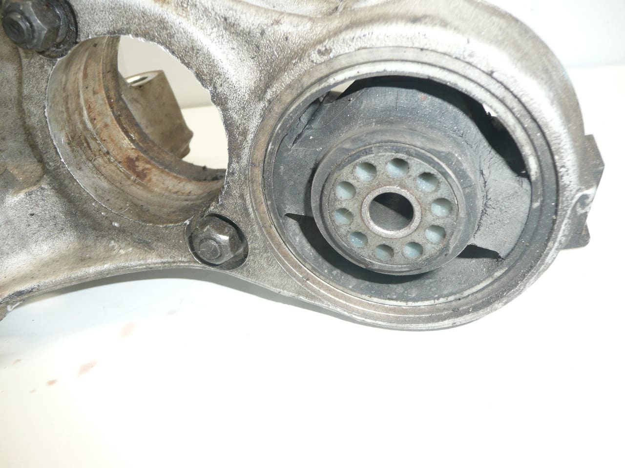 Moottorin kiinnike Citroën Peugeot 1807Z0 - Image 2