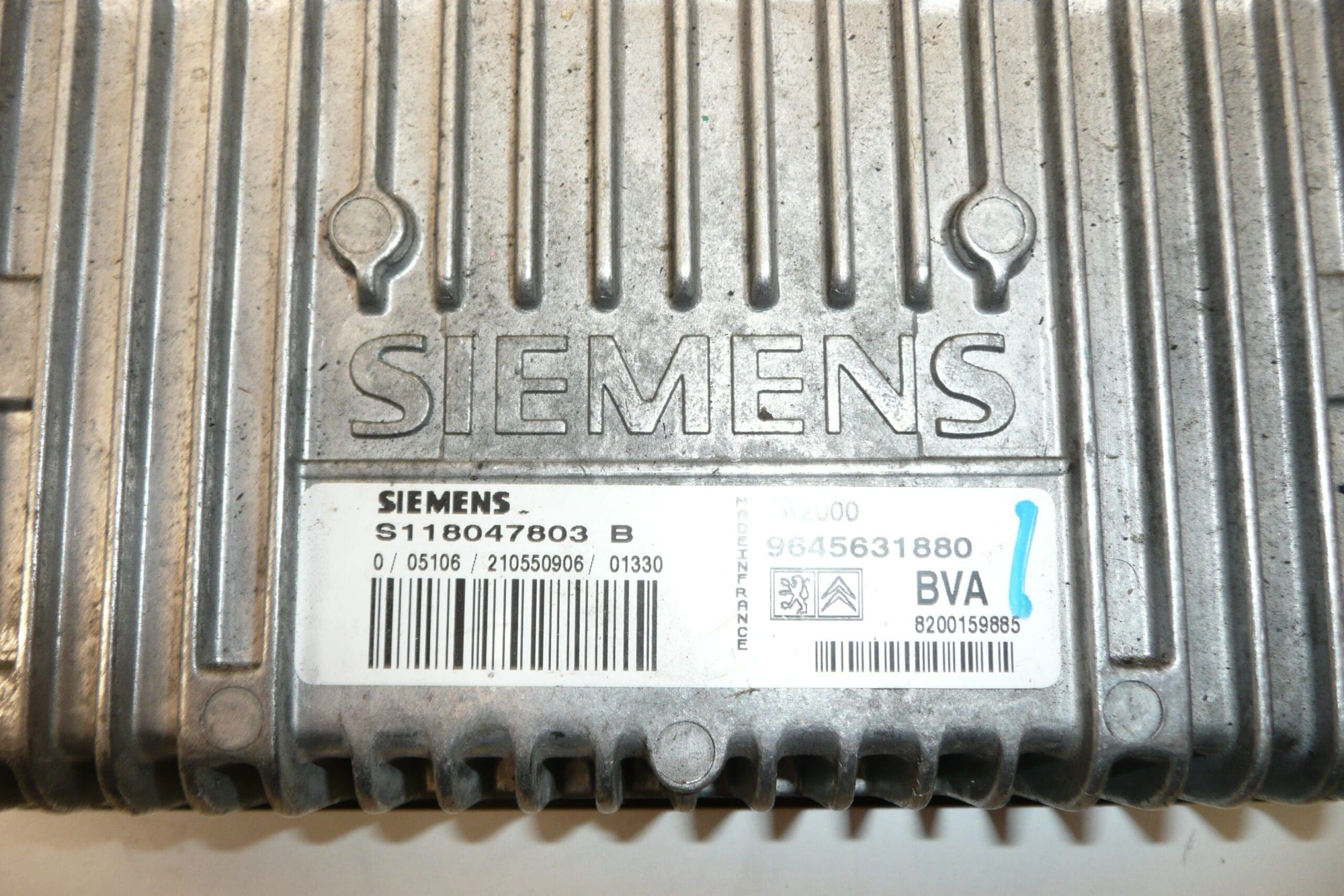 ECU Siemens TA200 Peugeot 406 2.0 HDI 9645631880 S118047803 B - Image 2
