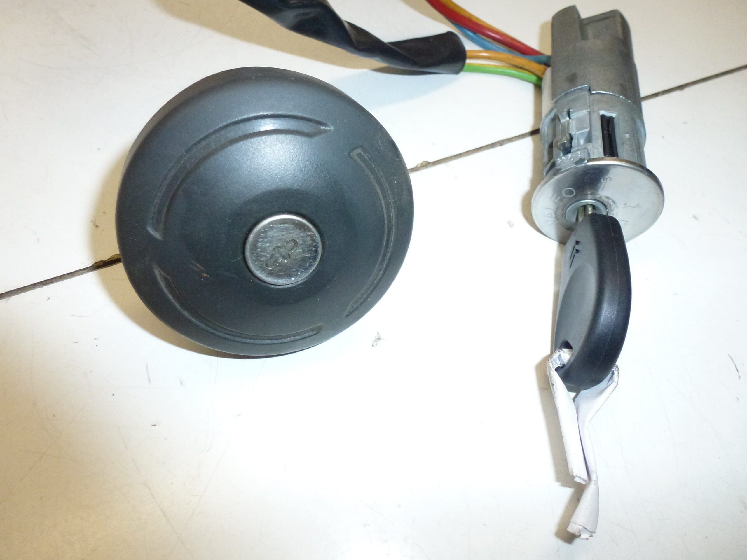 Sytytyslukko Yksi Avain Citroën Xsara Picasso 4162HK - Image 2