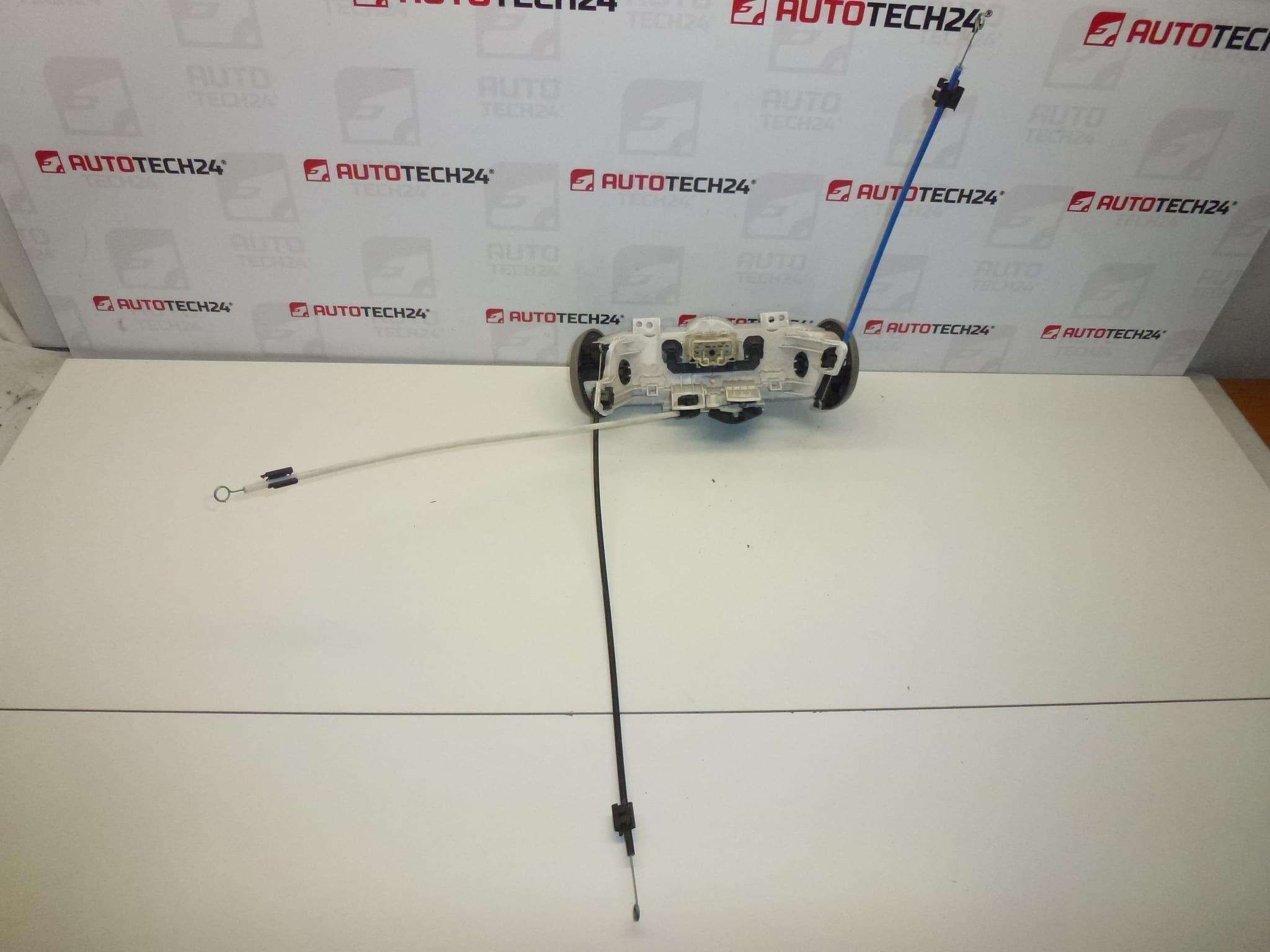 Lämmitys- ja ilmastoinnin ohjausyksikkö Citroën C1 Peugeot 107 55900-0H0040 55900-0H0020 6452P6 6451SF - Image 2