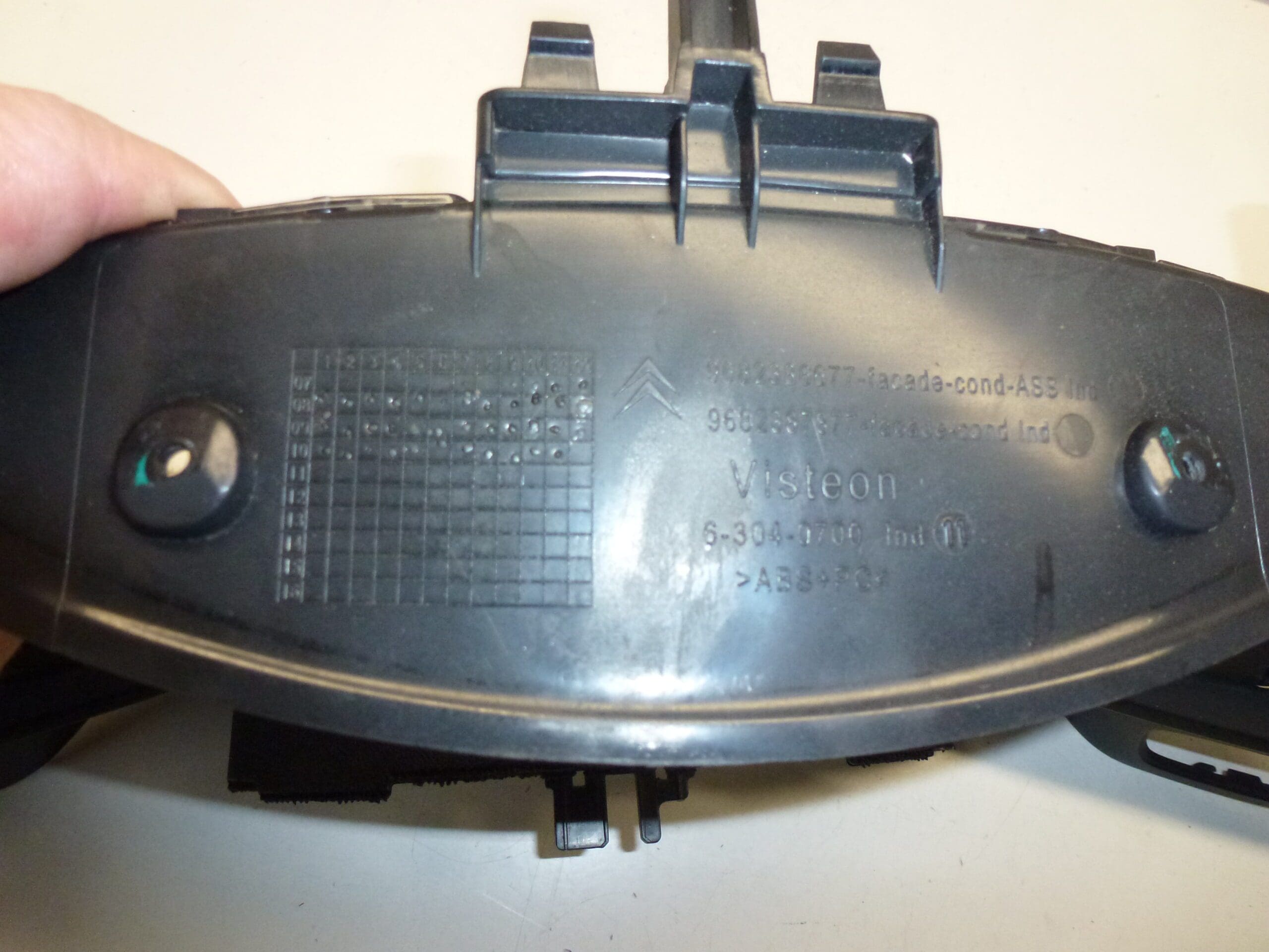 Citroën C5 X7 Mittariston Paneeli 9682386677 9682425477 9682425577 - Image 2