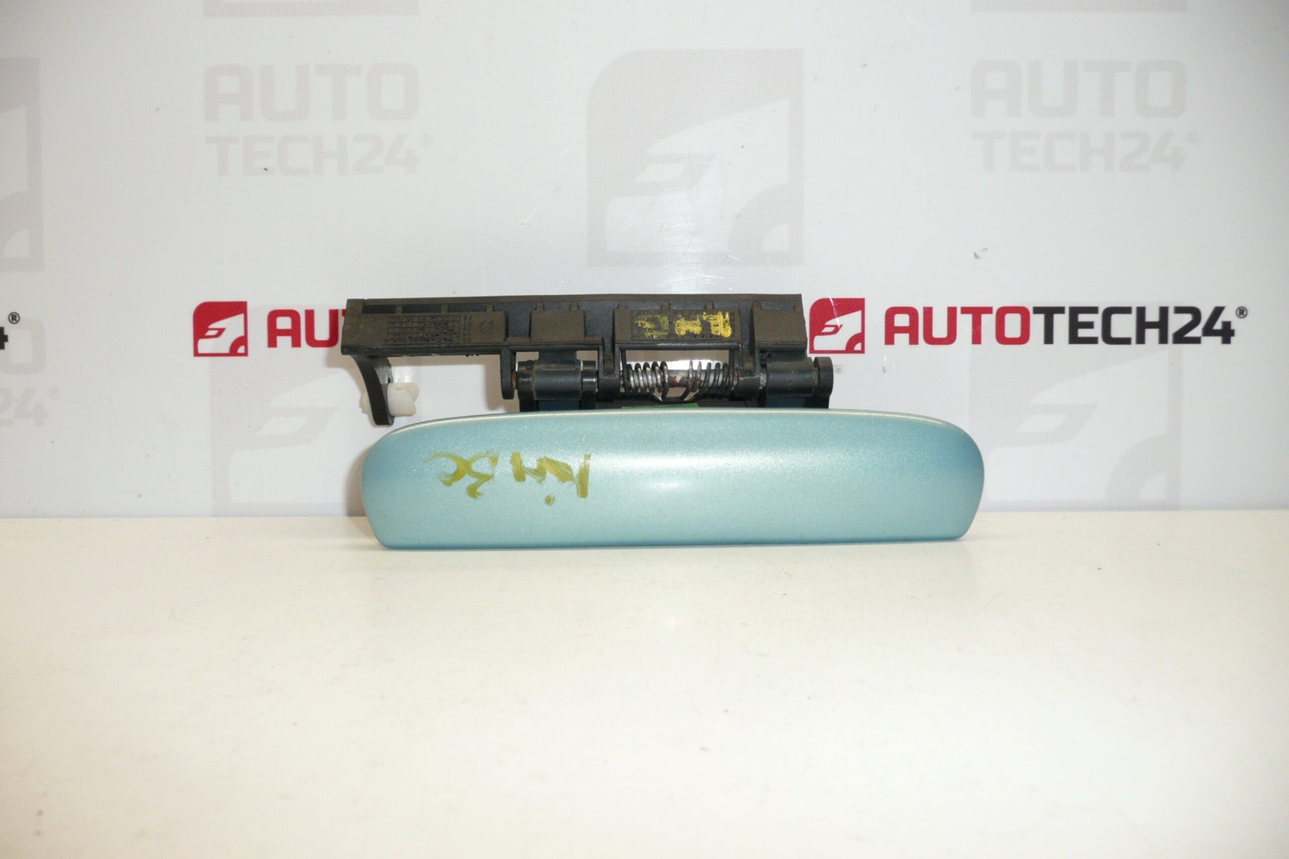 Oikea etu- ja takakahva Citroën Xsara Picasso KNBC 9101R9