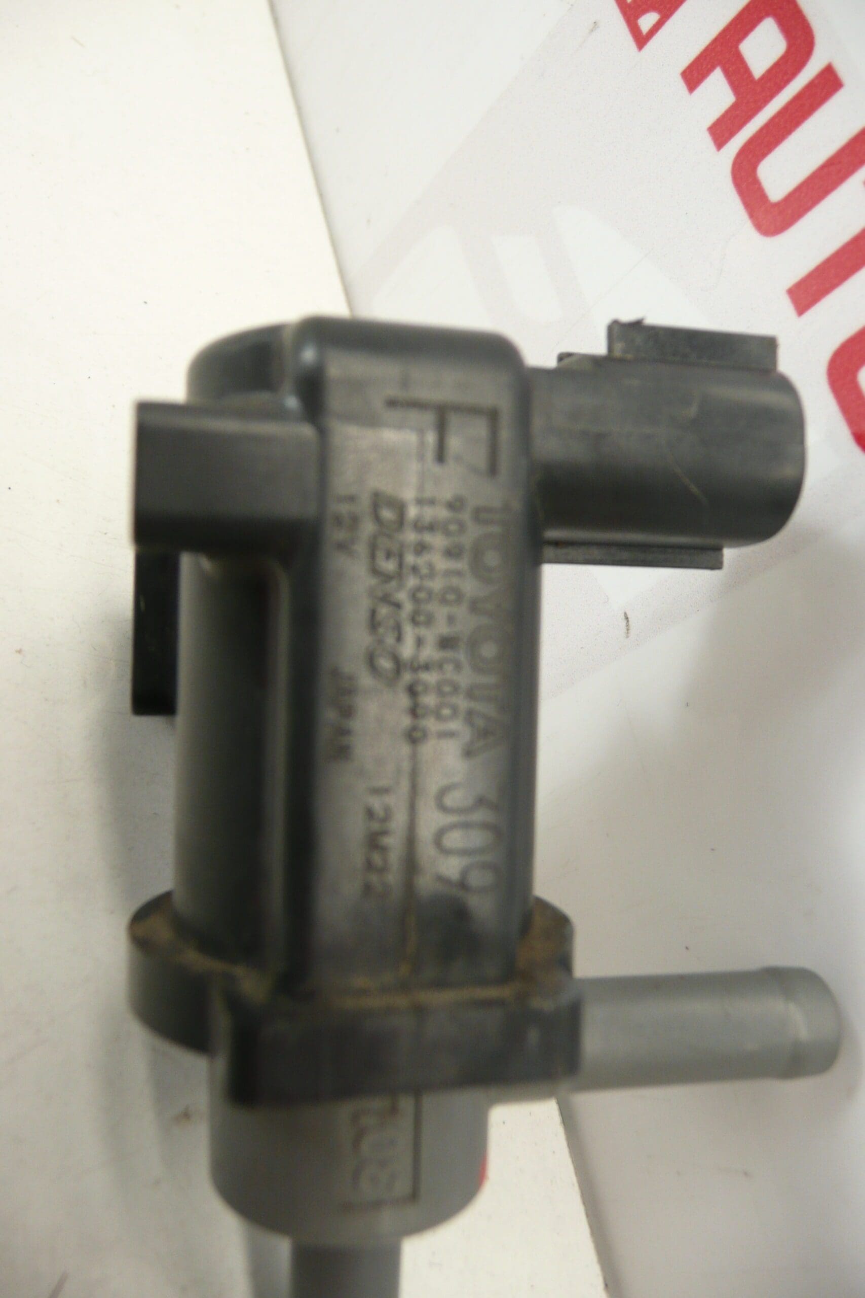 Polttoainesäiliön tuuletusventtiili Citroën Peugeot 90910-WC001 1502G2 - Image 2