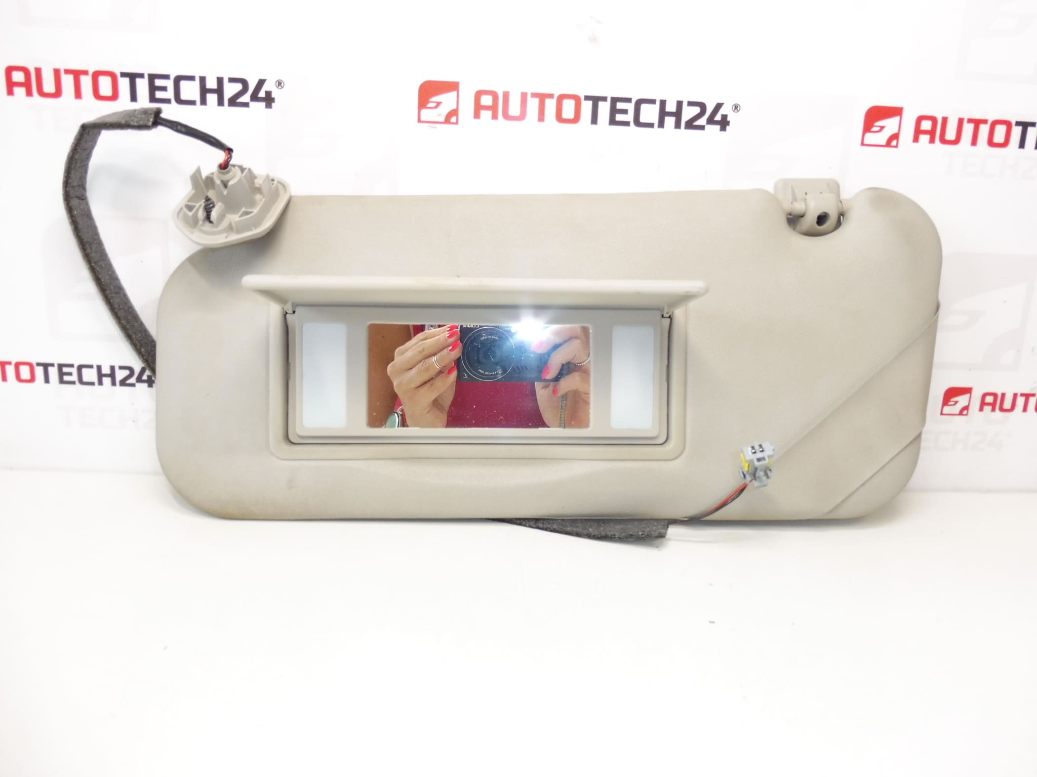 Vasemman aurinkosuoja Citroën Peugeot 8143HS - Image 2