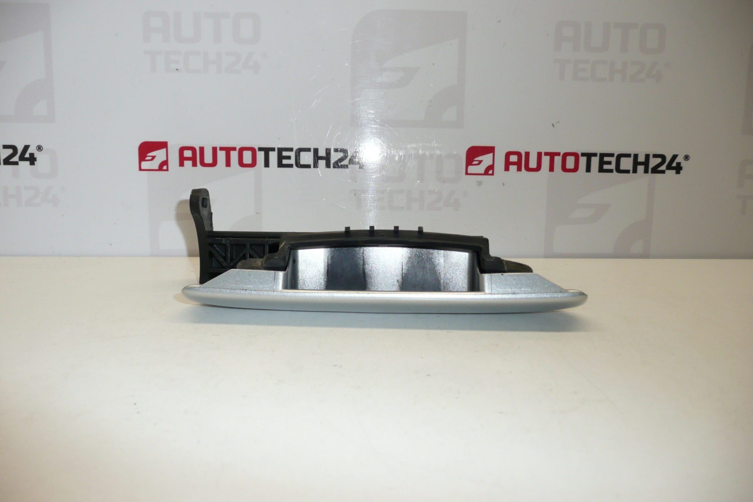 Vasen Vasem Ovi Kahva Citroën Xsara Picasso Hopea 963334327 EZRC - Image 2