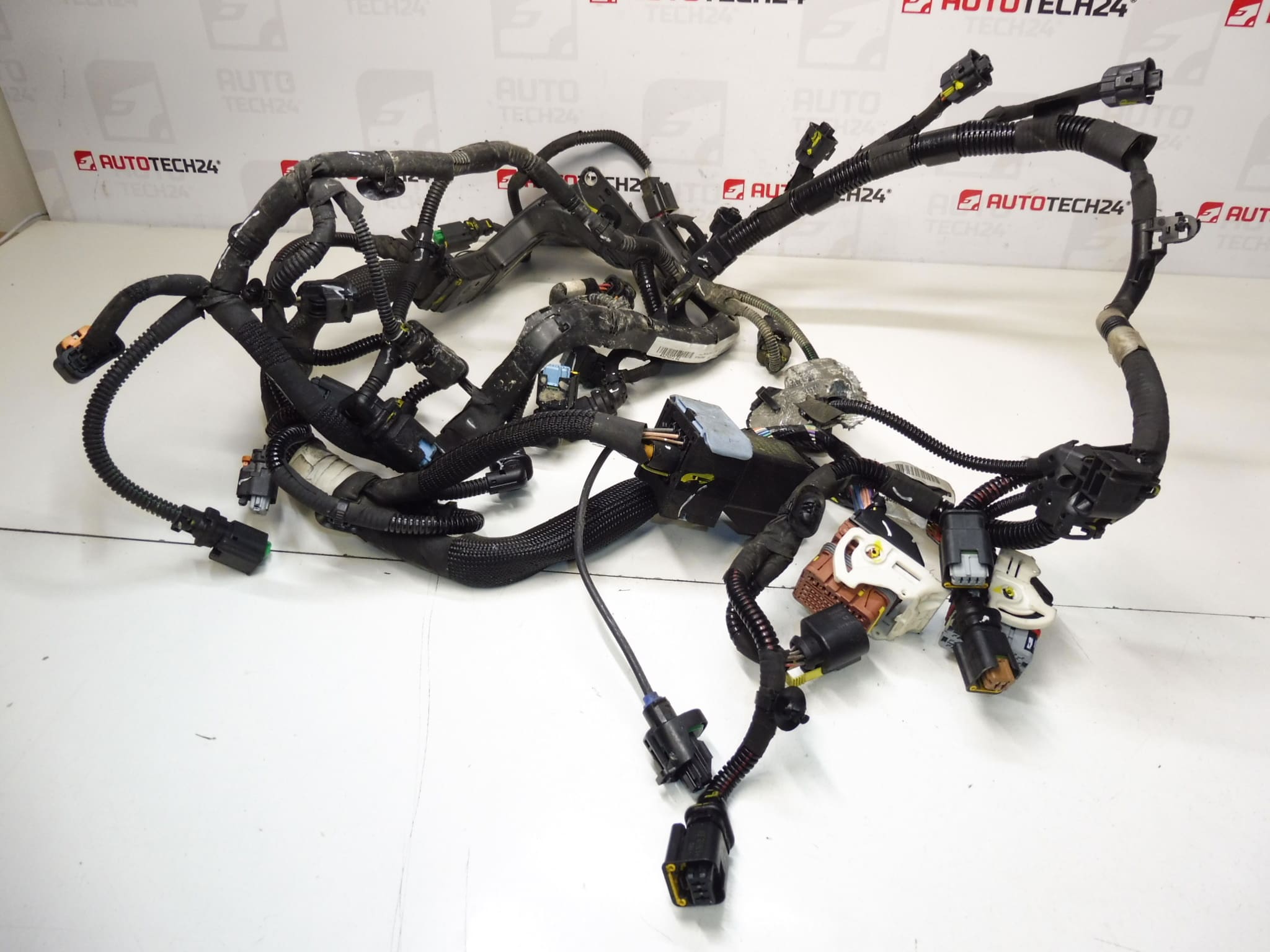 Citroën Peugeot 1.6 e-HDI 9803029180 9678305680 - Image 2