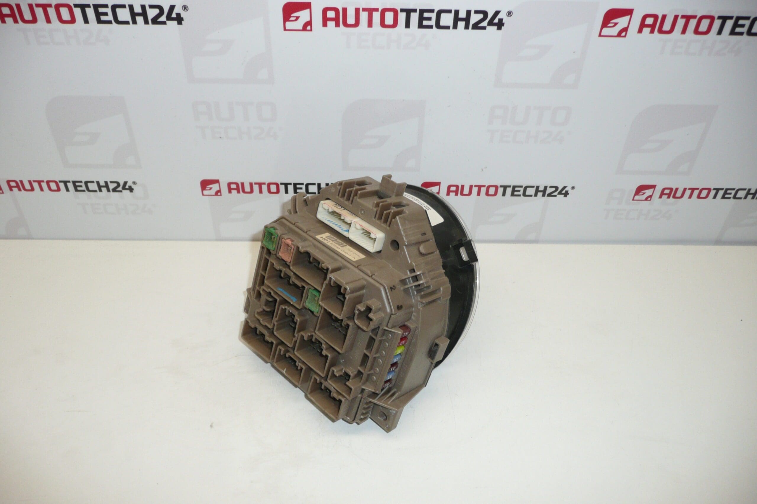 Nopeusmittari Citroën C1 Peugeot 107 83800-0H011-A