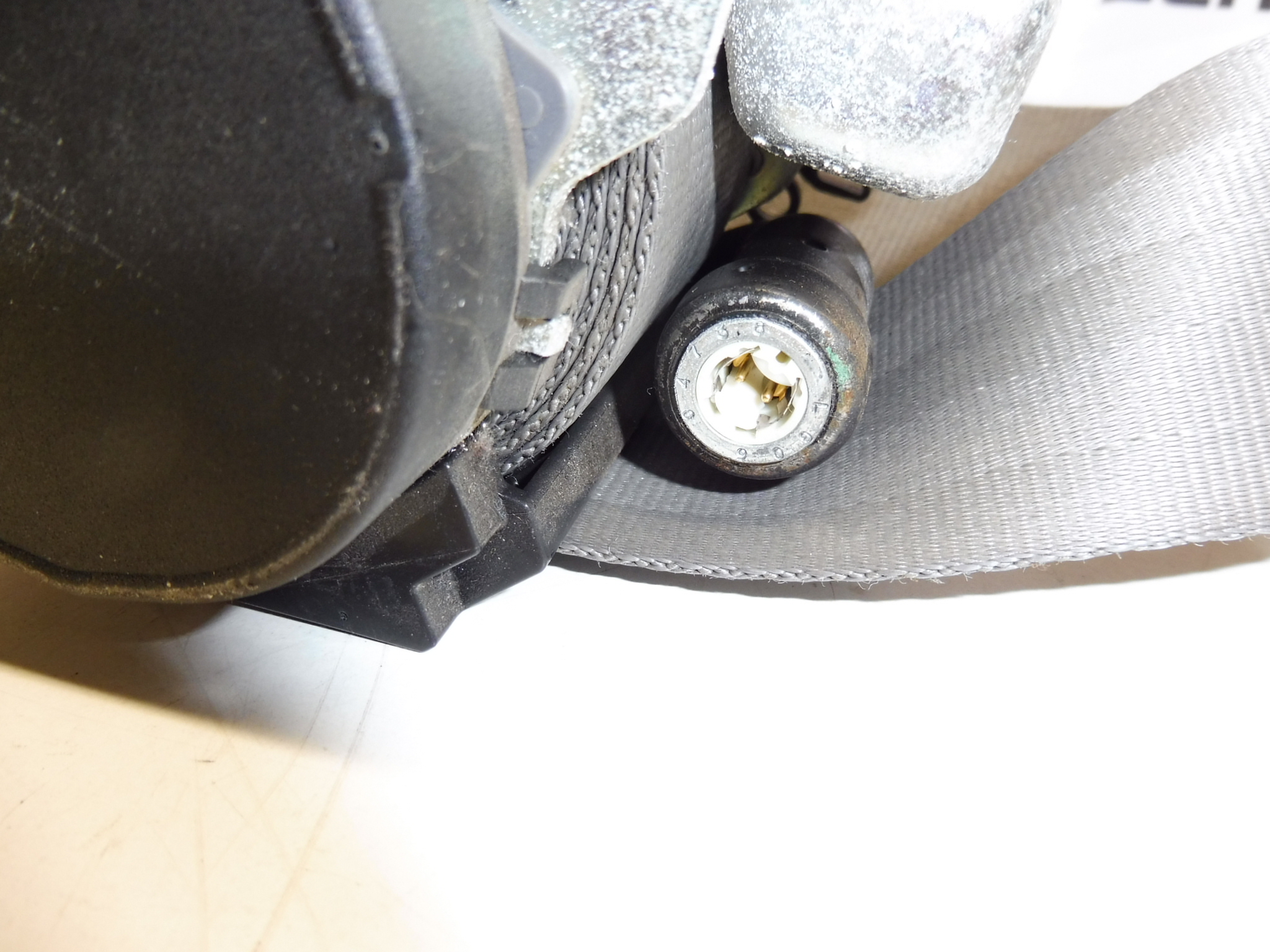 Oikea etuhihna Citroën Xsara Picasso 96314386GW 8973LJ