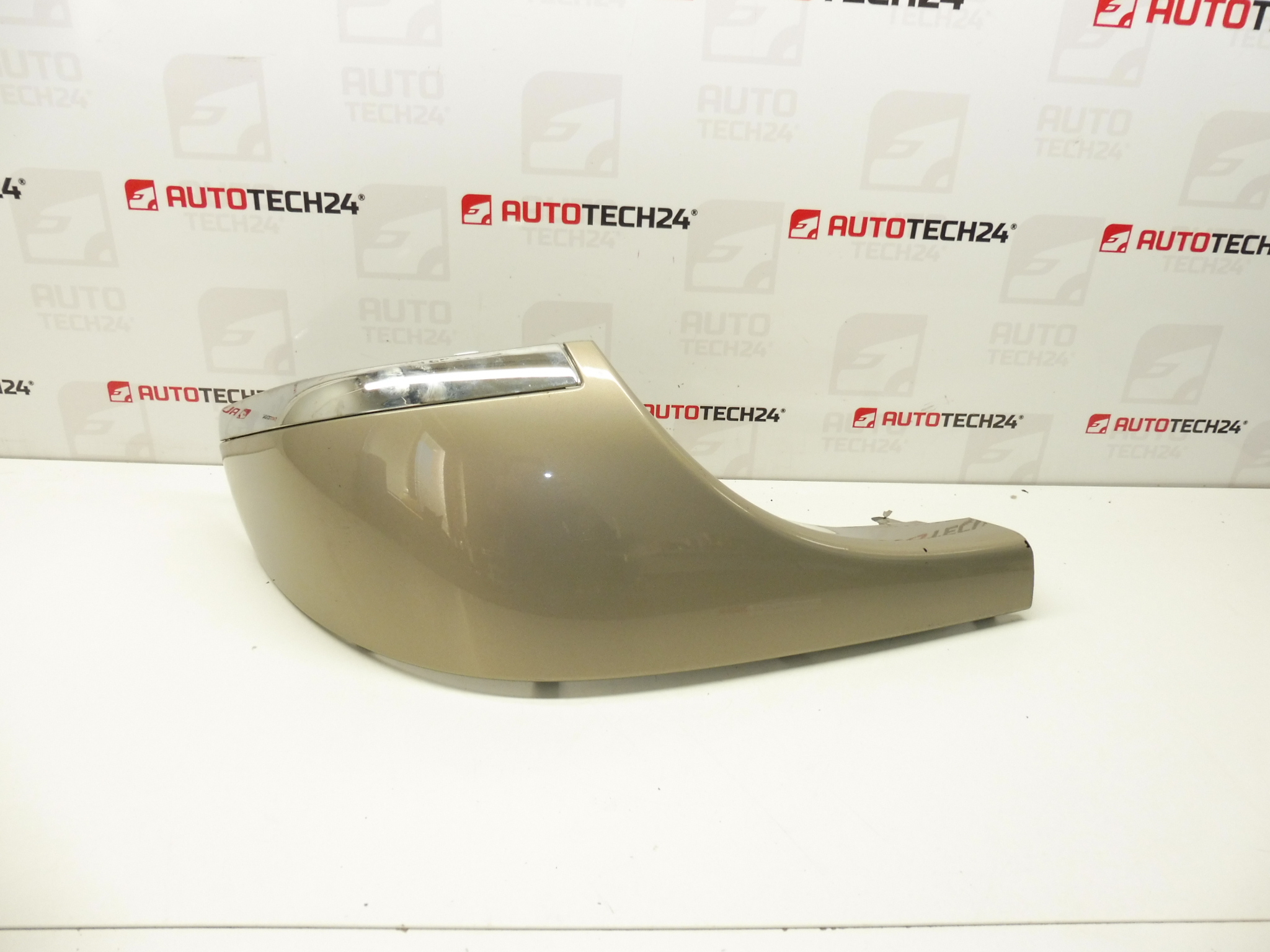 Vasen tanko kromatulla takapuskurilla Citroën Xsara Picasso KDDC 7452CS