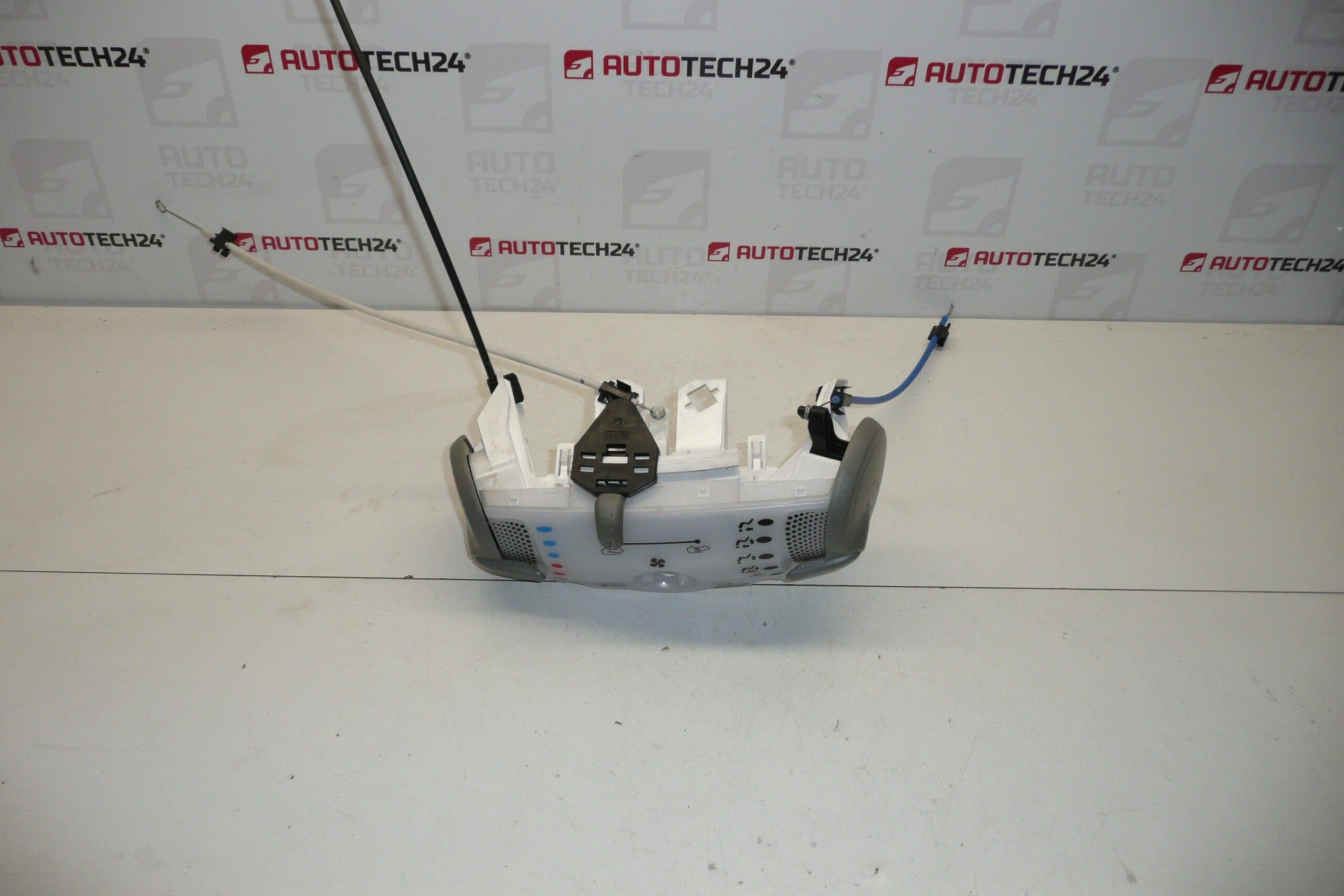 Ilmastointilaitos Citroën Peugeot 55900-040