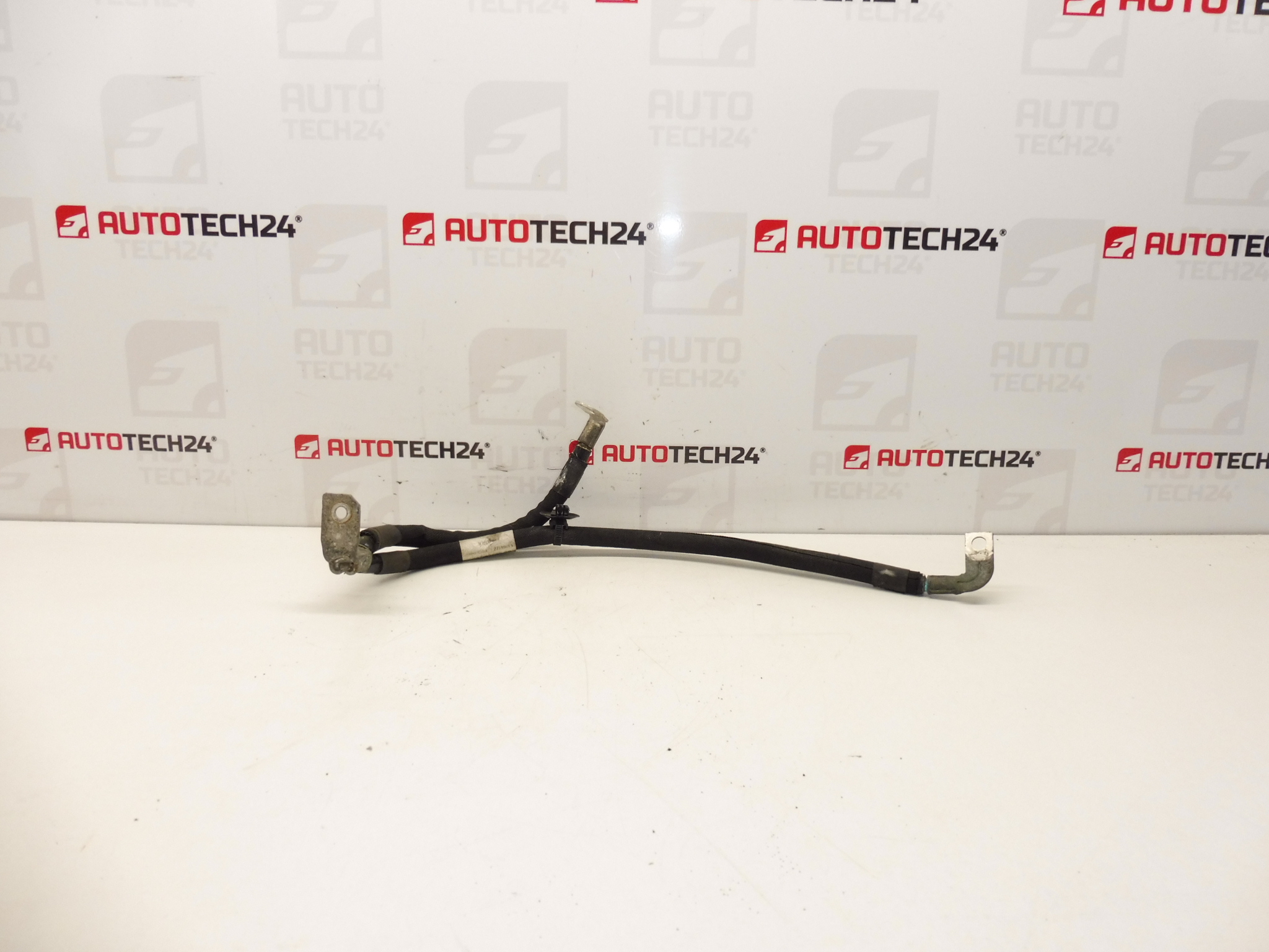 Kaapeli AKU-kondensaattorille 9673965580 5638PA