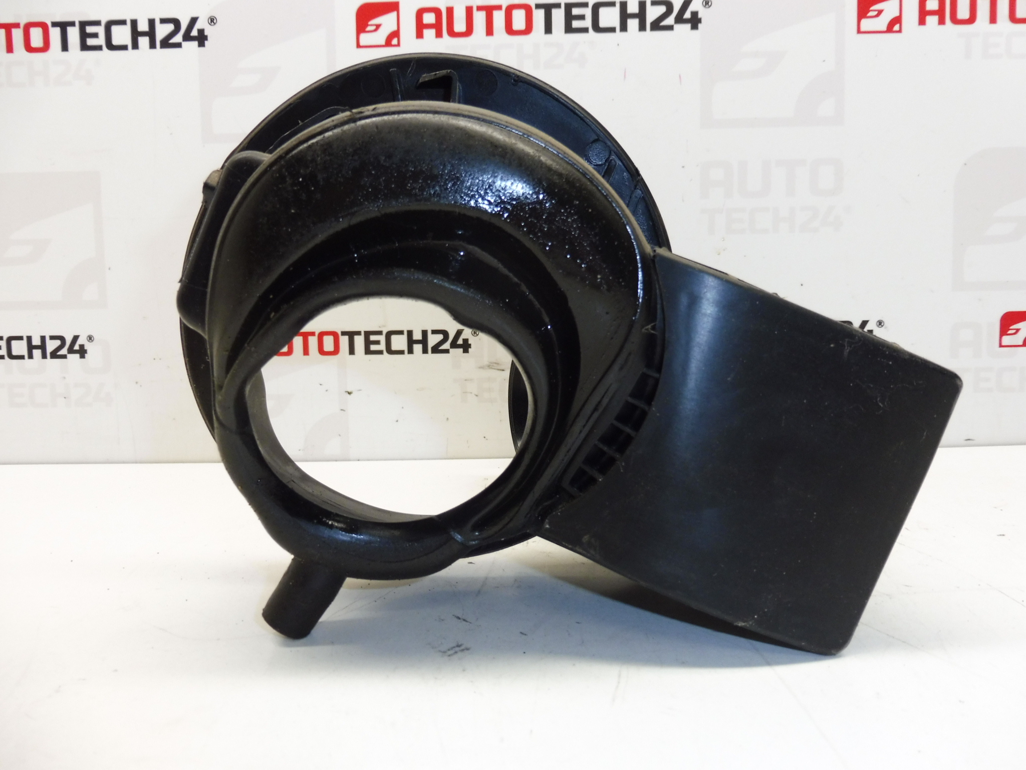 Säiliön täyttöaukon kaula Citroën C4 Grand Picasso 9654052280 9685086780 1517E3