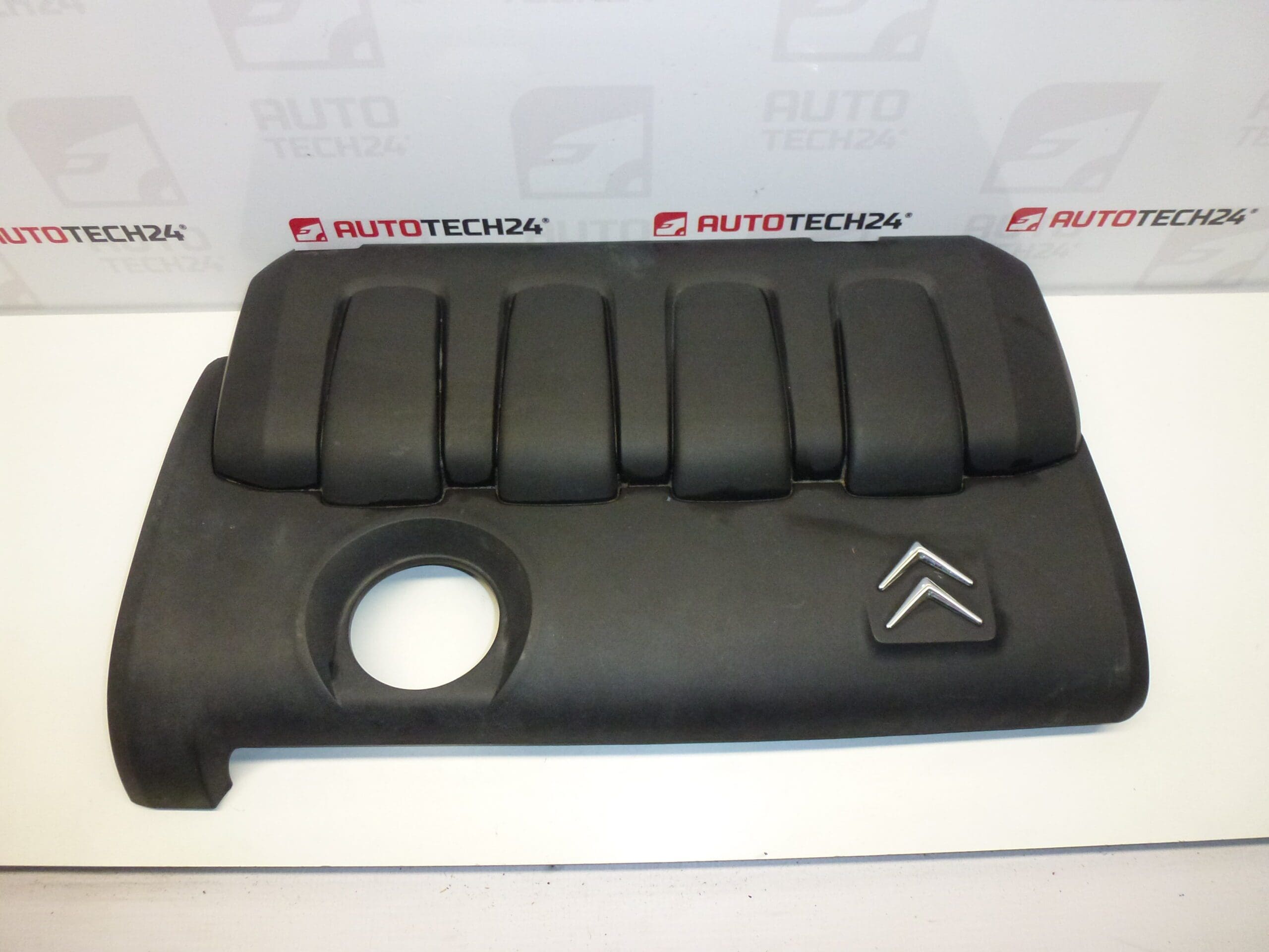 Moottorin kansi 1,4 16 V KFU Citroën 9648443480 9648442980 013754