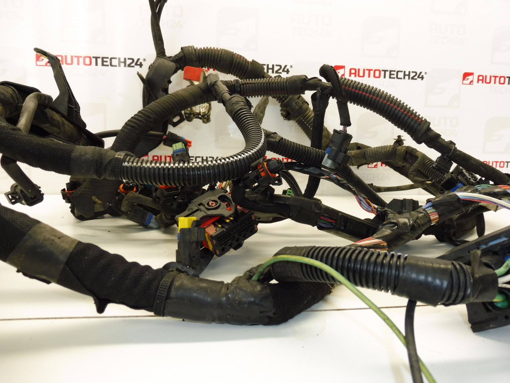 Valjaat Citroën Peugeot 1.6HDI 9663385080 6569FK 6569JZ