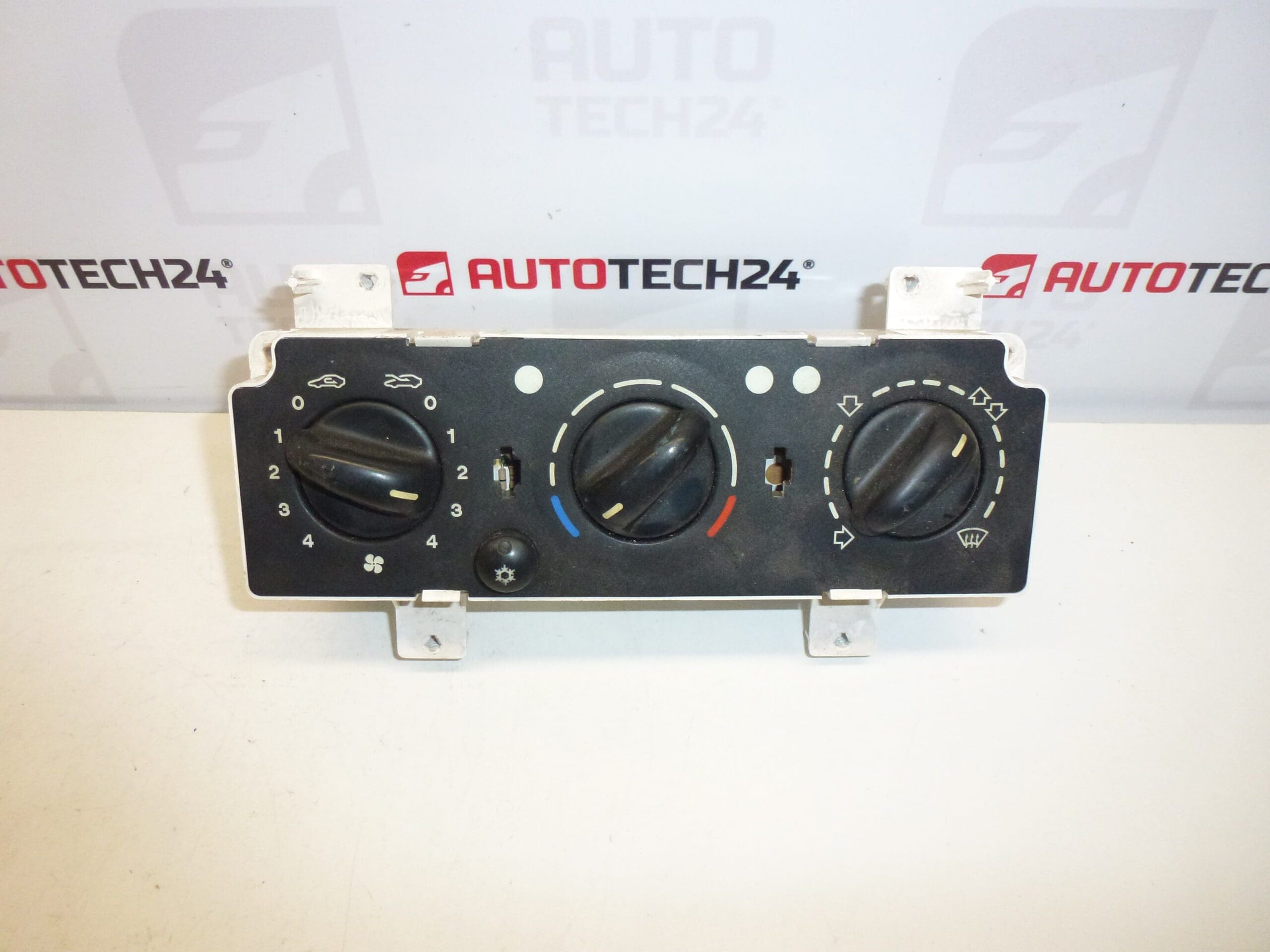 Citroën Xsara 6451FR 6451NG ilmastointilaitteen lämmityksen ohjaus