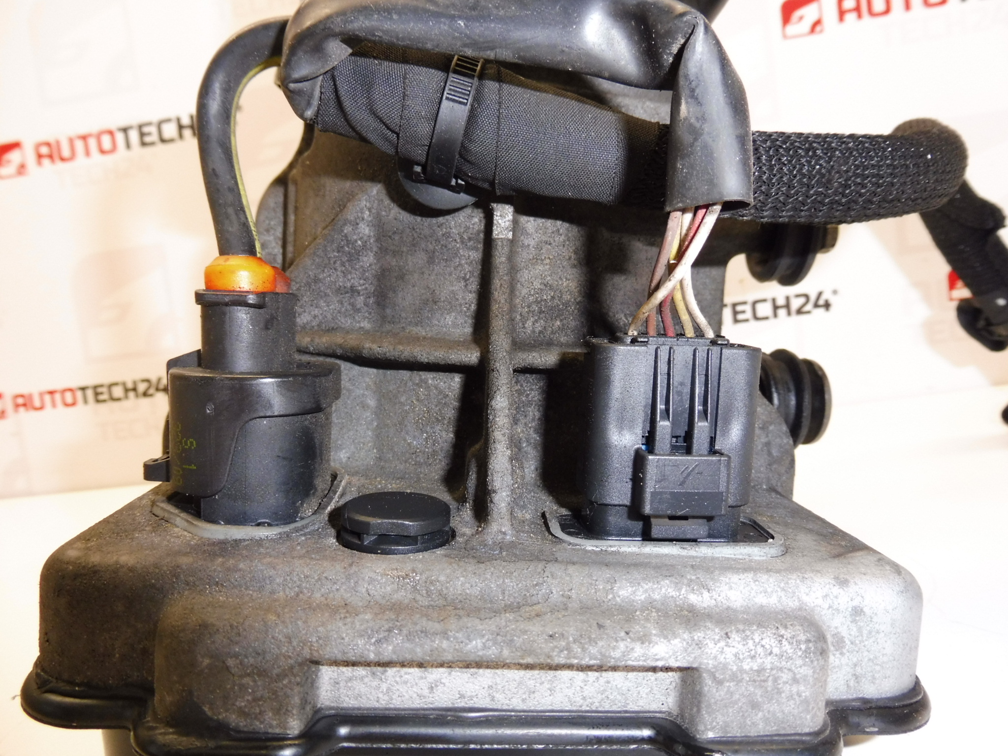 Ohjaustehostimen pumppu TRW Peugeot 308 9671691980 400847