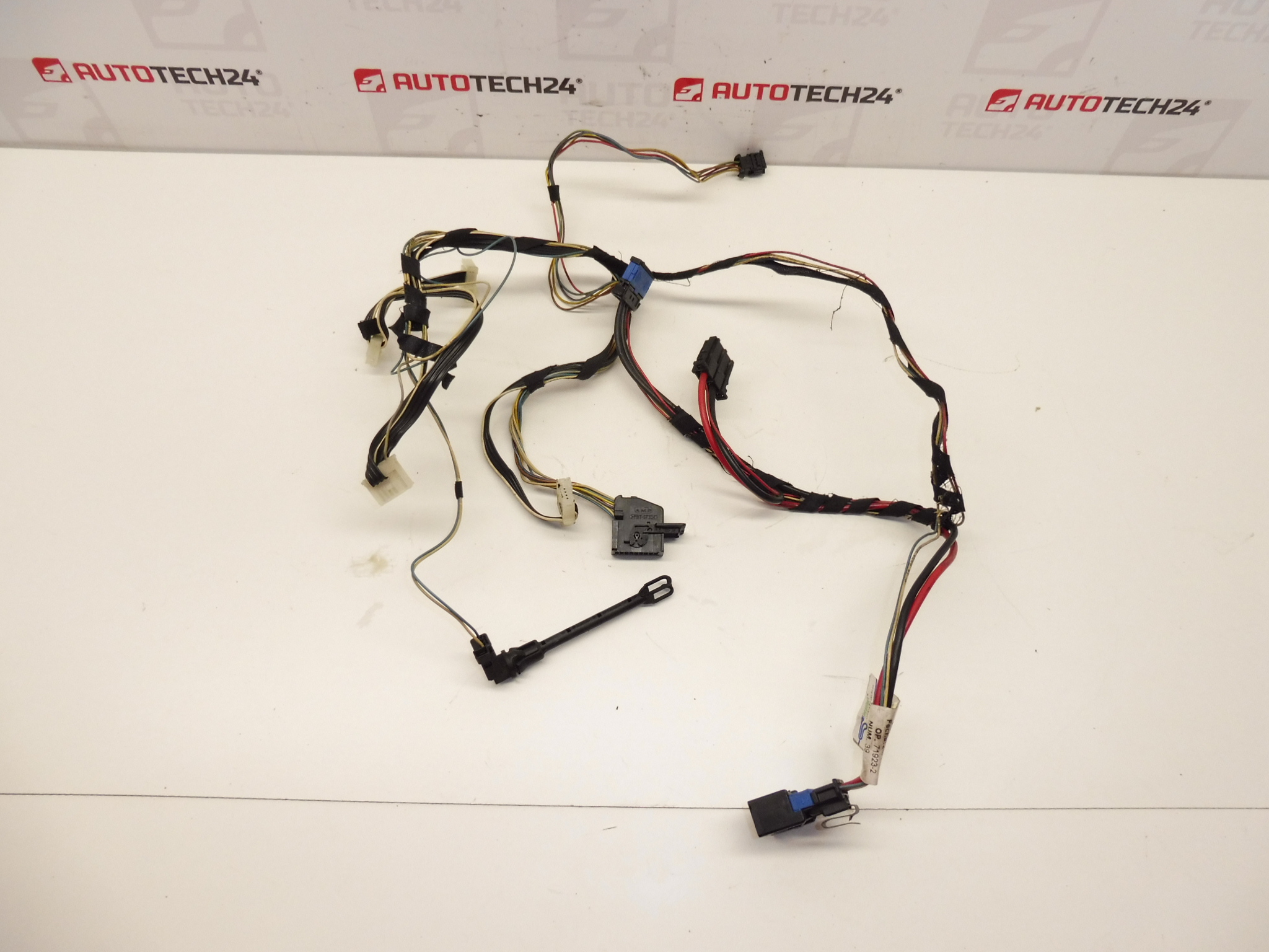 Ilmastointivaljaat Behr Peugeot 307 to 2004 D5384 6445ZV