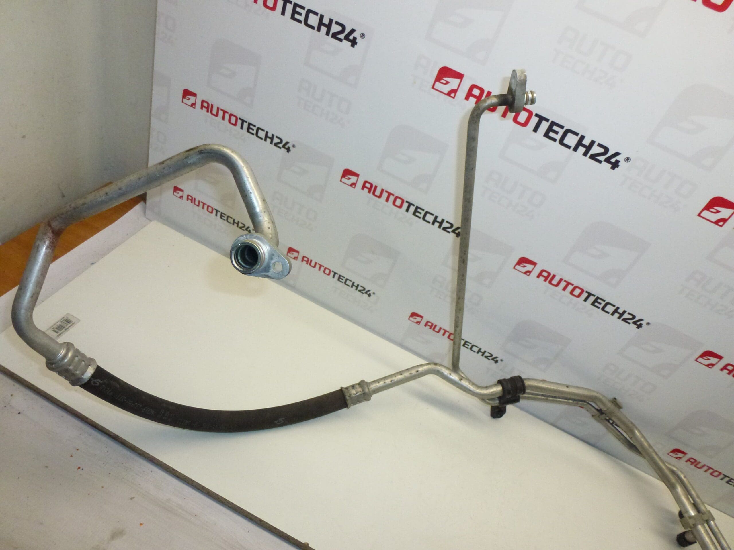 Ilmastointiputki Citroën C1 Peugeot 107 88720-0H010C 6460SX