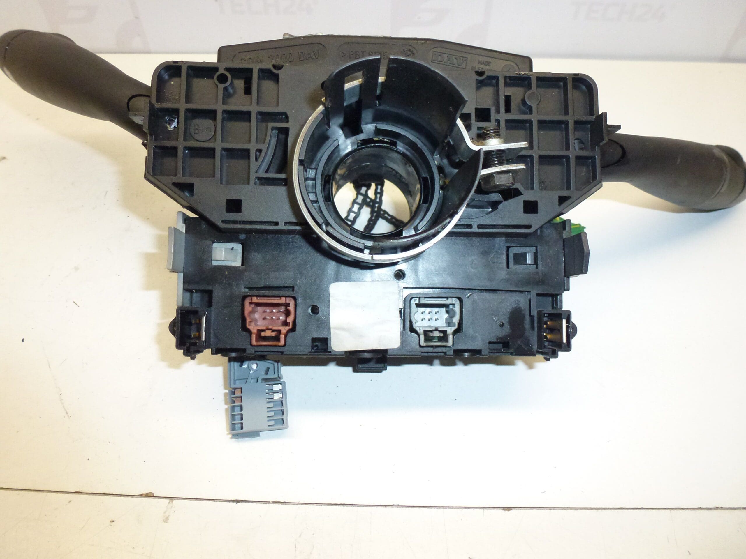 Kuljettaja Citroën Peugeot 96605680XT 6239Q2