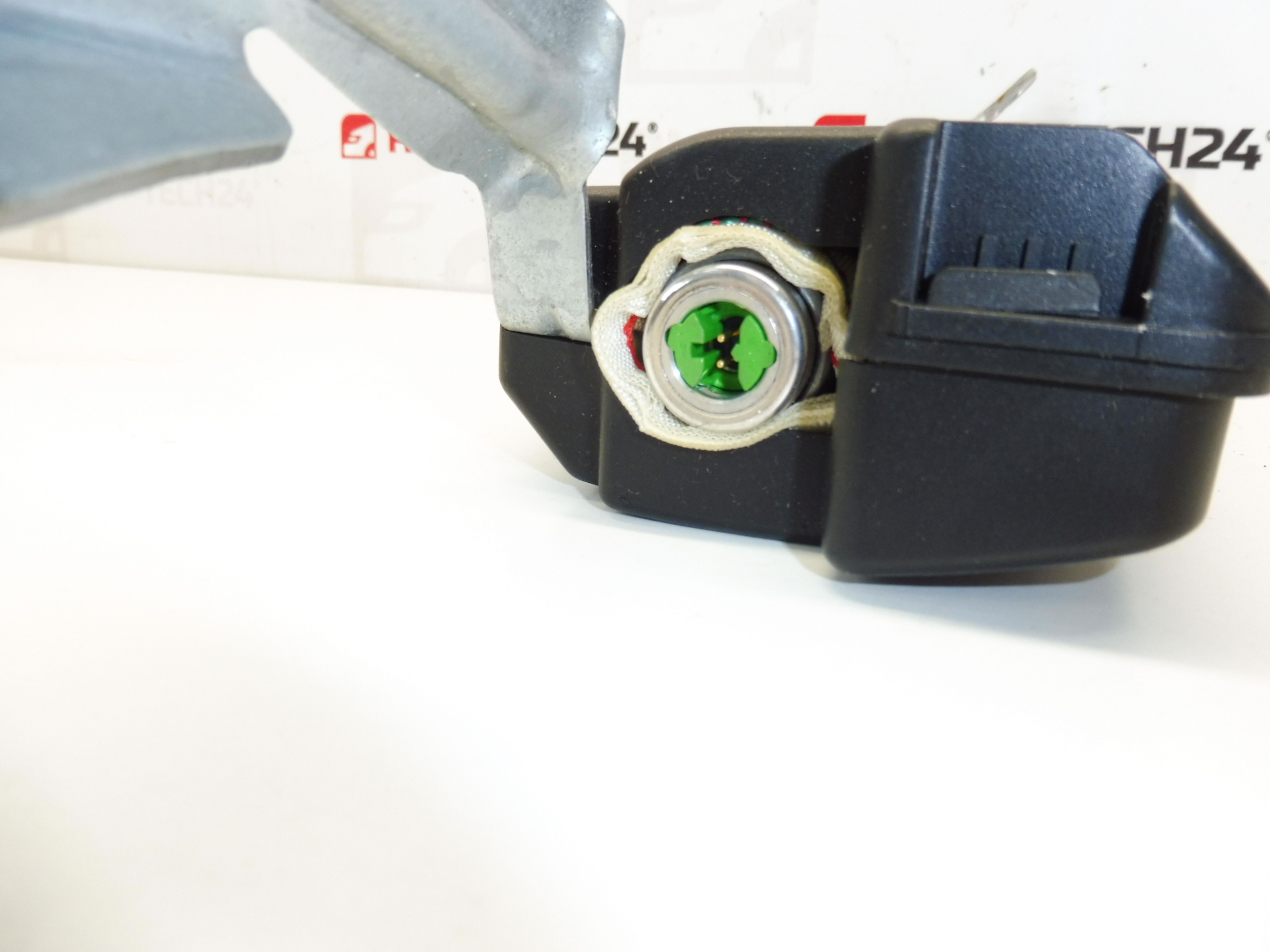 Vasen takaistuimen turvatyyny Peugeot 607 96648622980 8216Z6