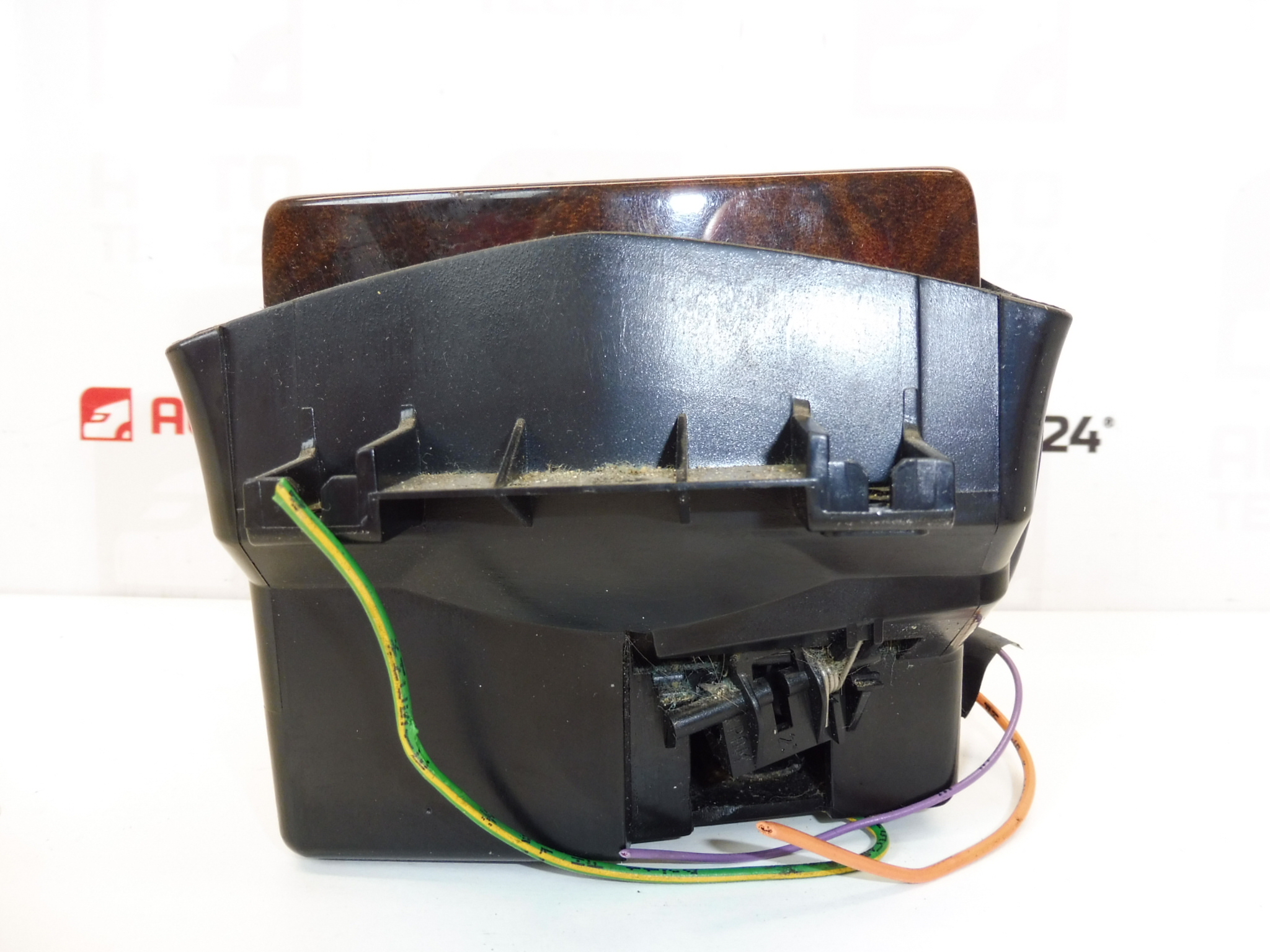 Peugeot 607 keskikonsolin tuhkakuppi 9629447977 7588LS