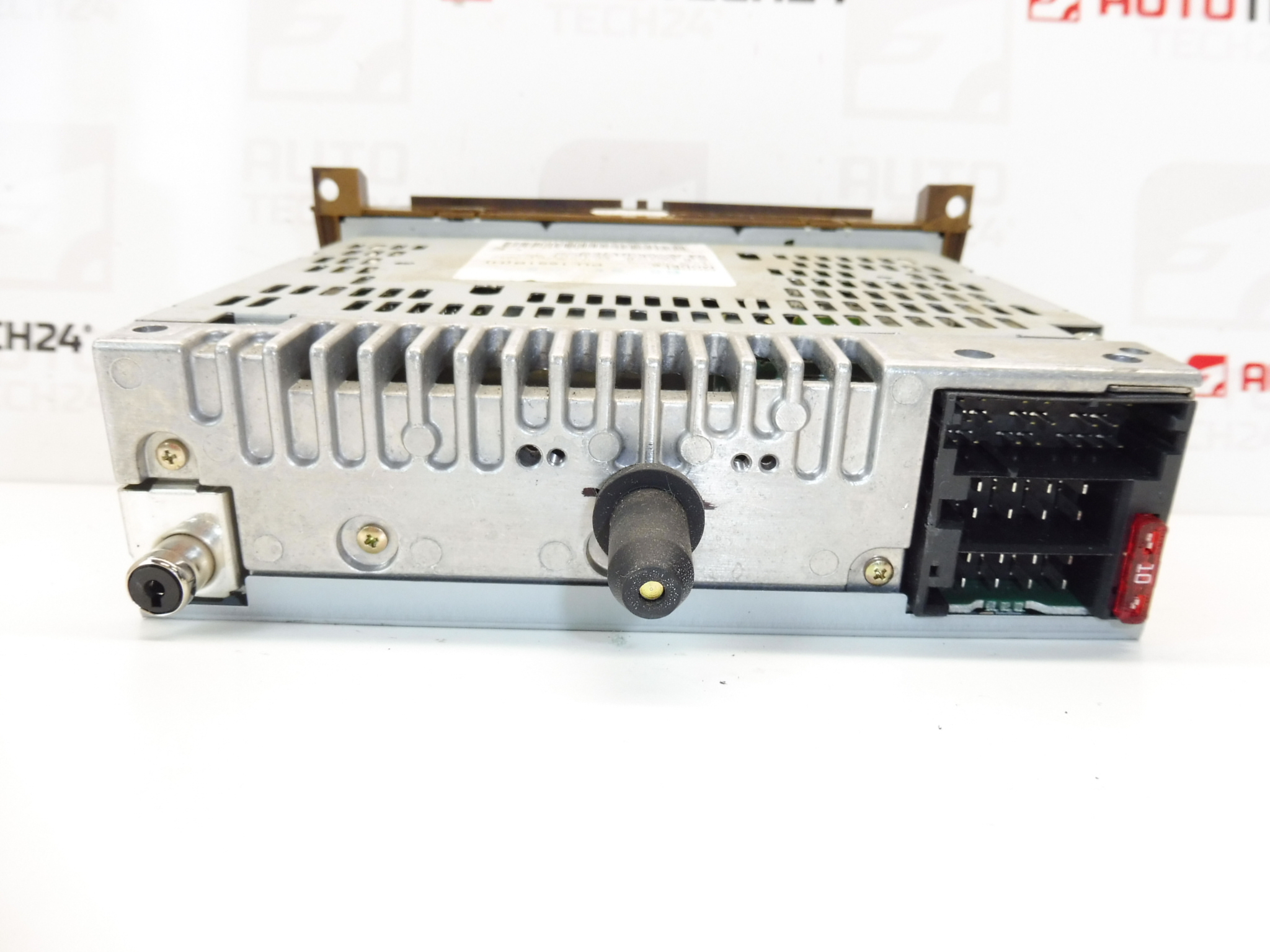 Autoradionavigaattori Peugeot 607 96539357GV 9653935777 6560JJ