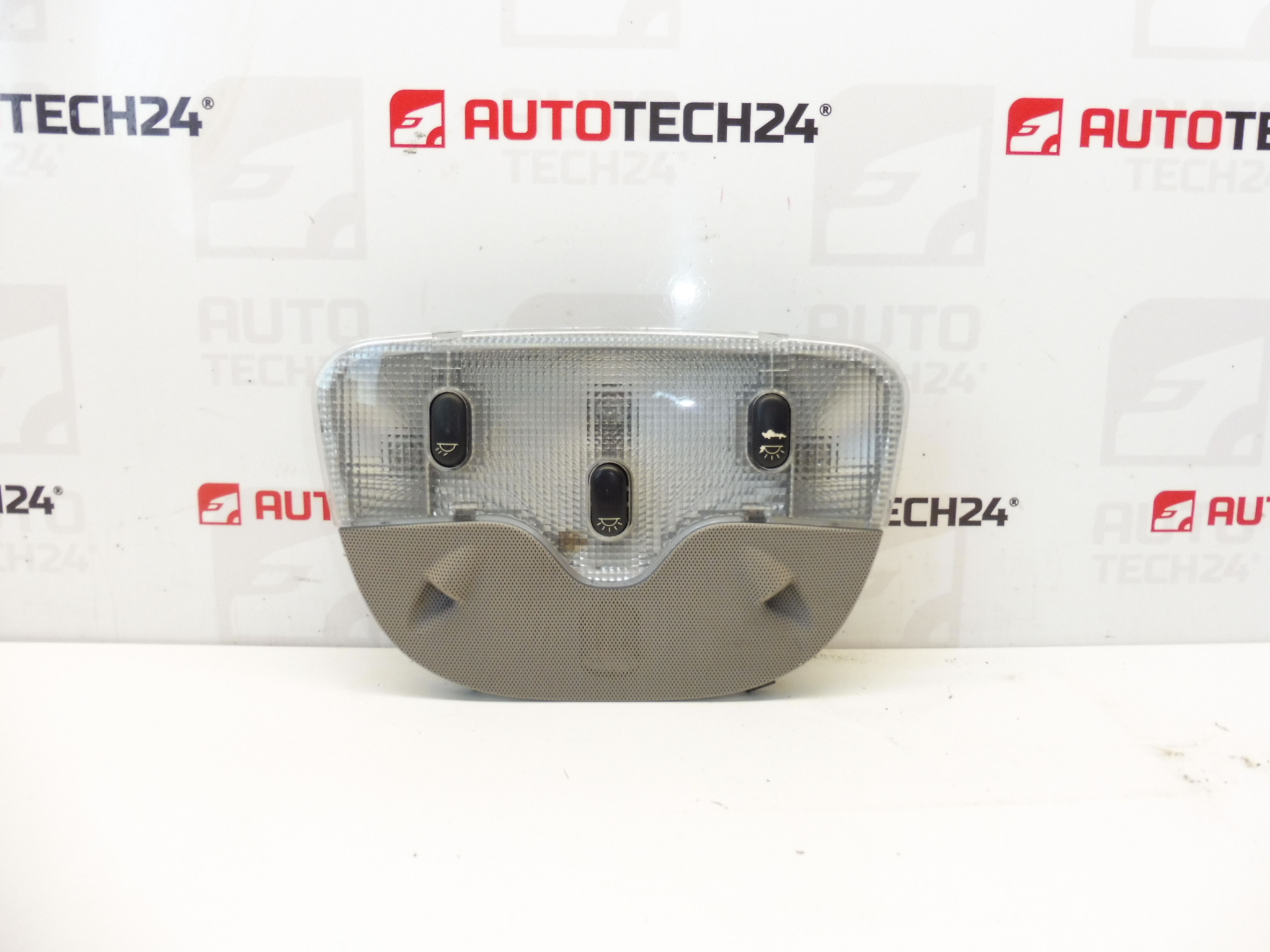 Sisävalo Peugeot 607 9655389980 8146S5