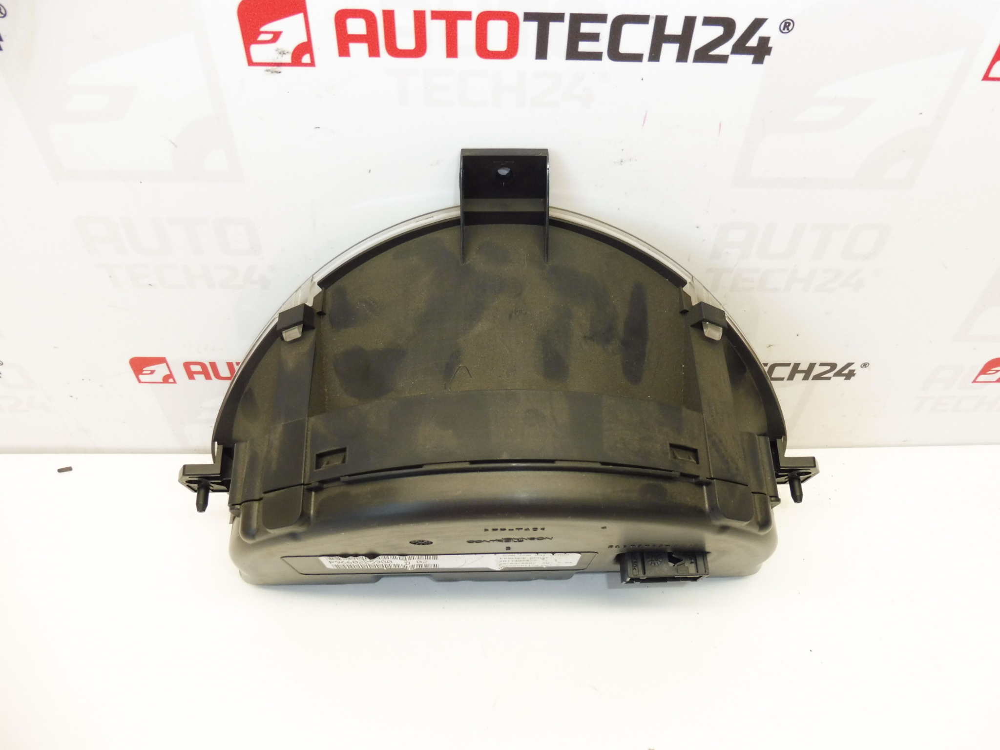 Nopeusmittari Citroën C2 C3 mittarilukema 168556 km 9660225980 6105WN