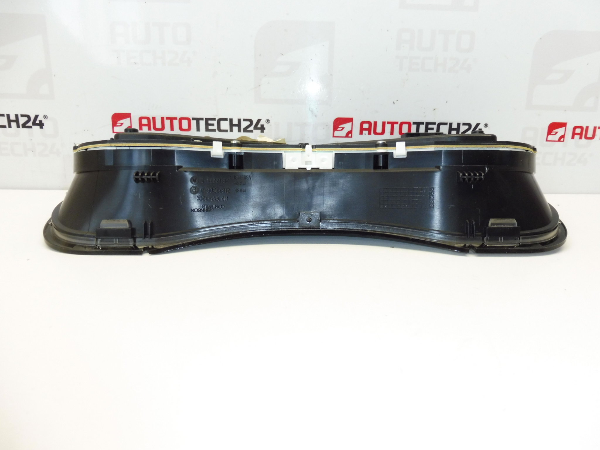 Nopeusmittarin ajokilometrit 212725 km Peugeot 307 9654485280 6106N4