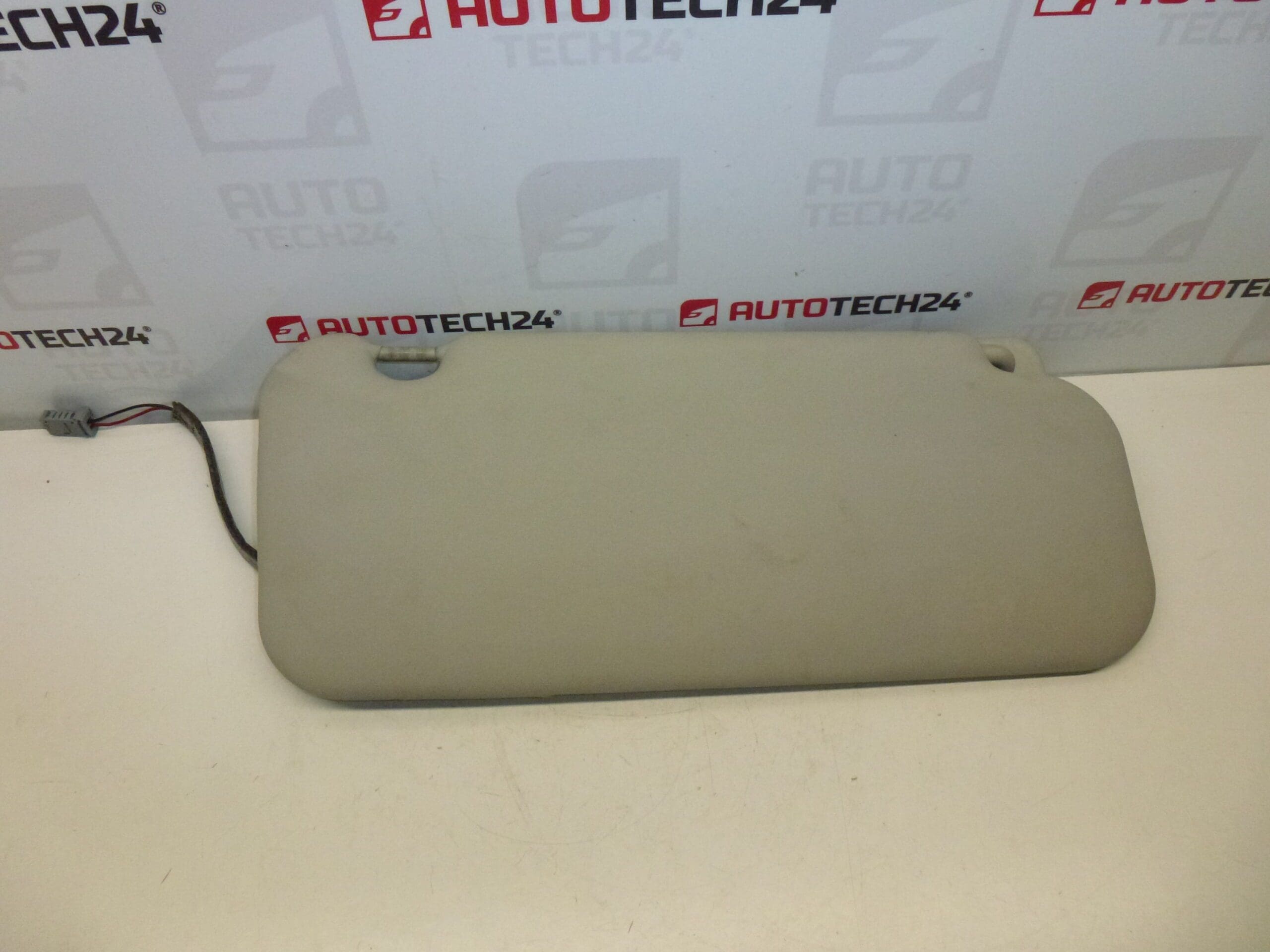 Citroën Peugeot kuljettajan aurinkosuoja 8143NA
