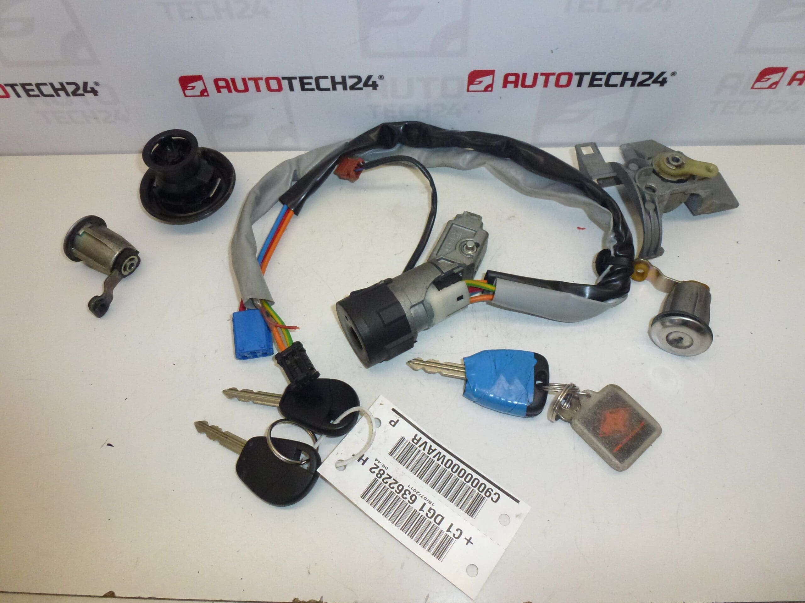 Avain- ja lukkosarja Citroën Berlingo II 4162CF 3 avainta