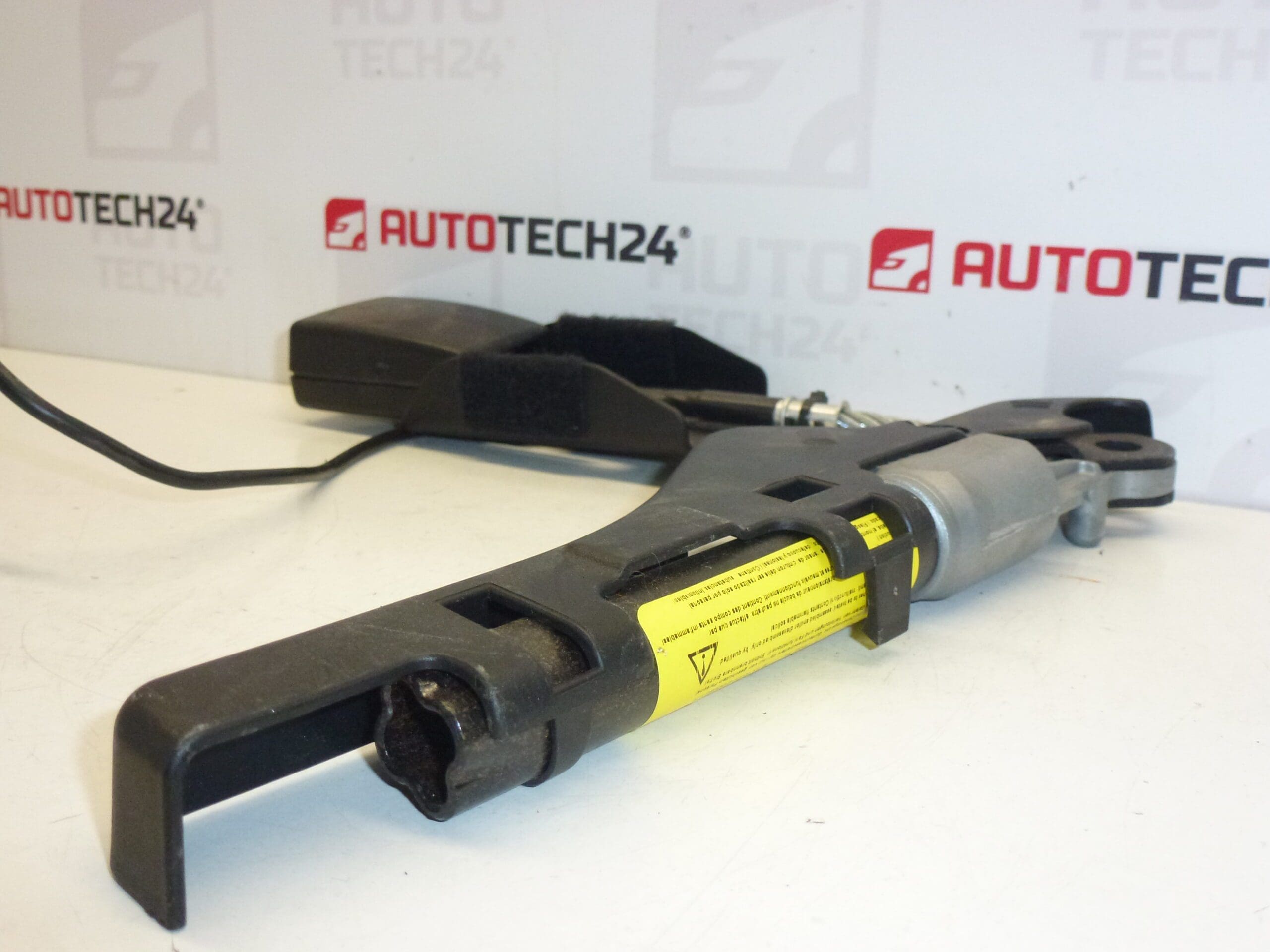 Oikea pyroteristin Citroën C2 C3 9639873877 8973TG