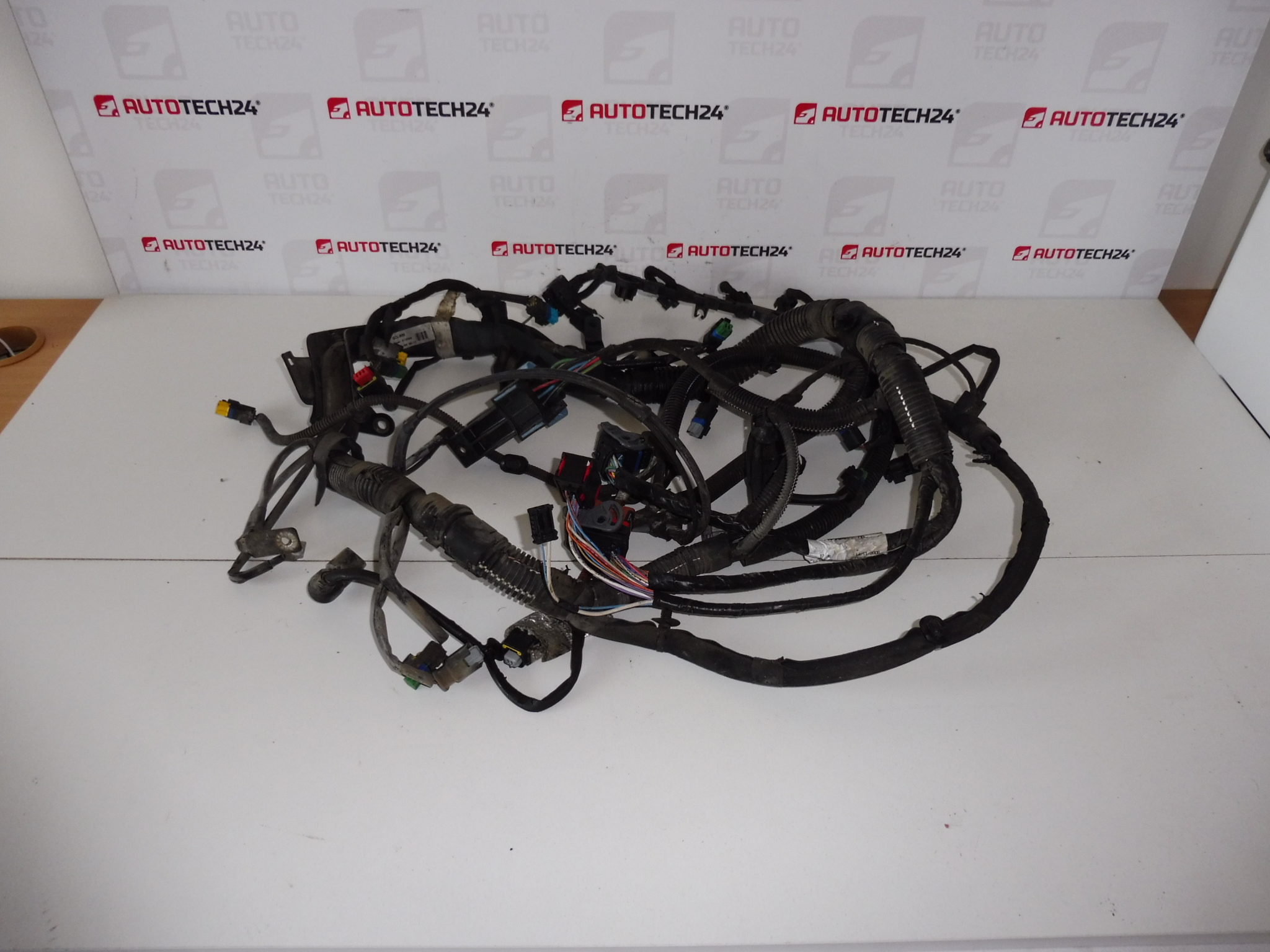 Citroën Peugeot 1.6HDI johtosarja 9687146780 6569ZW