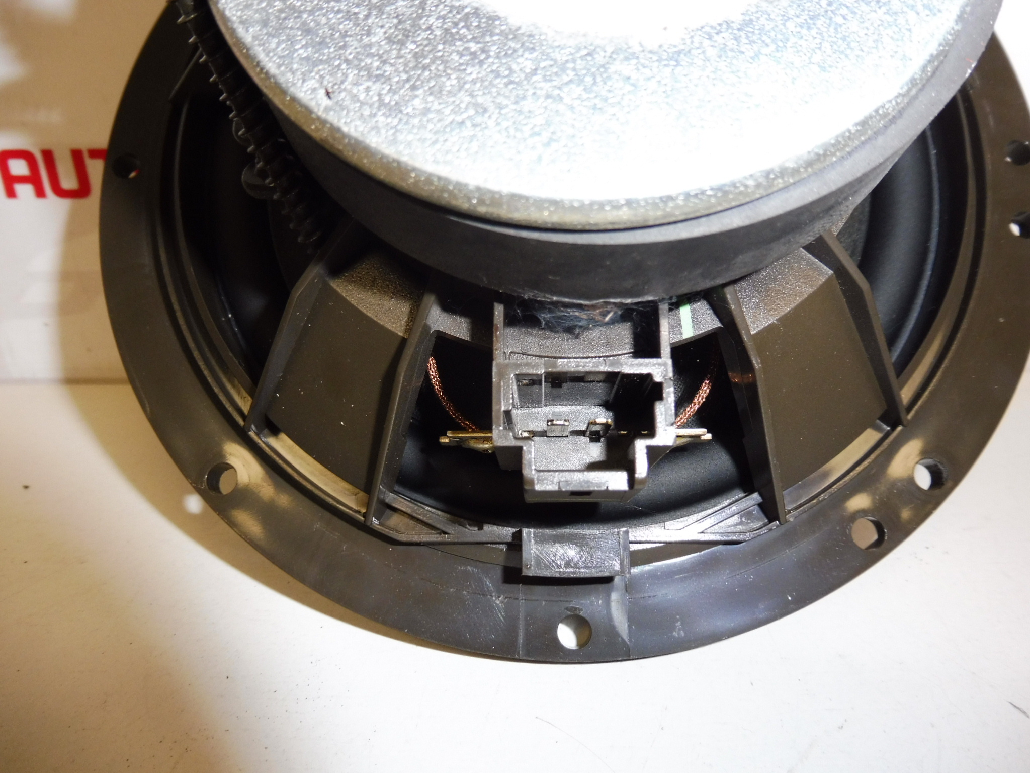 Kaiutin JBL Citroën Peugeot 9633513880 6562C4