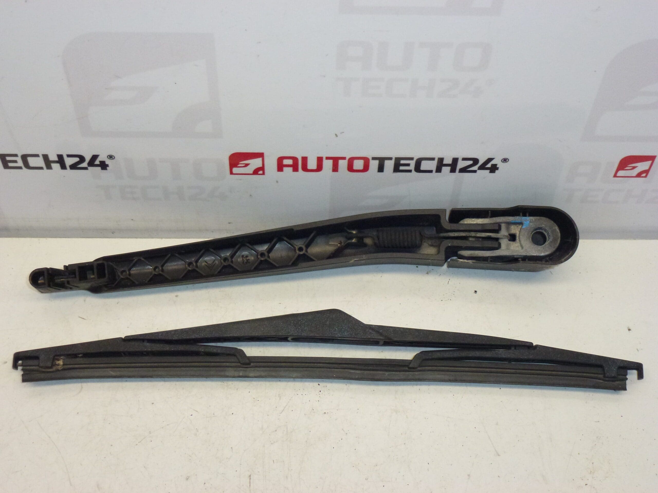 Takapyyhkijän varsi Citroën C4 6429X8