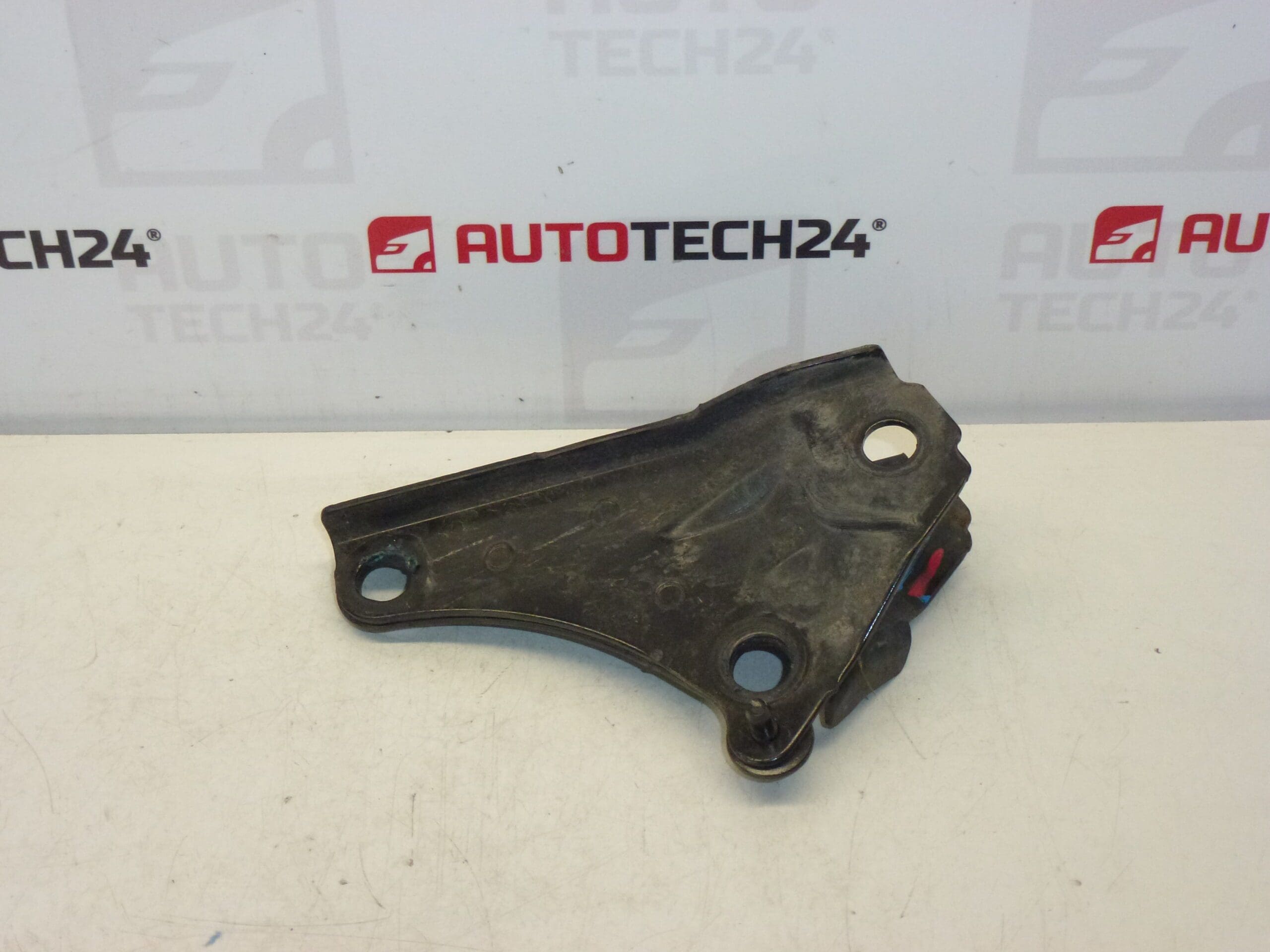 Citroën Peugeot Moottorituki 9653634080 180681