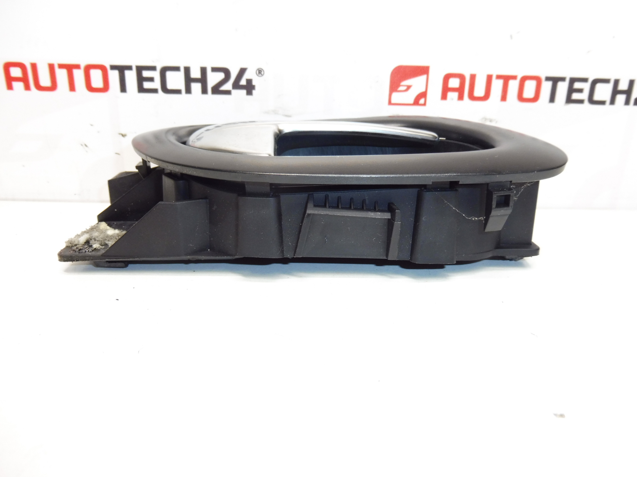 Oikea sisempi ovenkahva Citroën Peugeot 96834460VV 9683446077