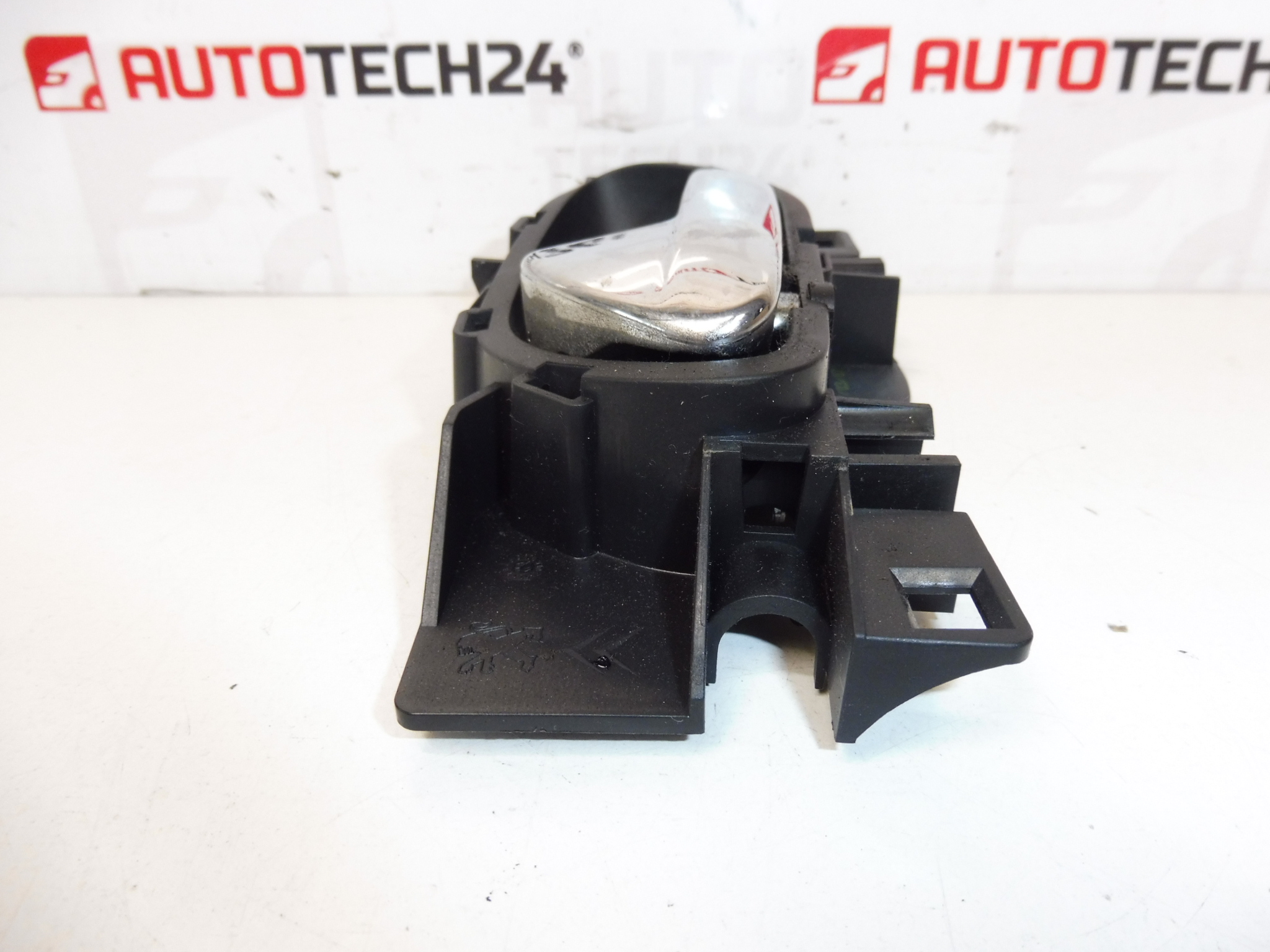 Vasen ovenkahva Citroën C4 GRAND Picasso 96555518VD 9143L9