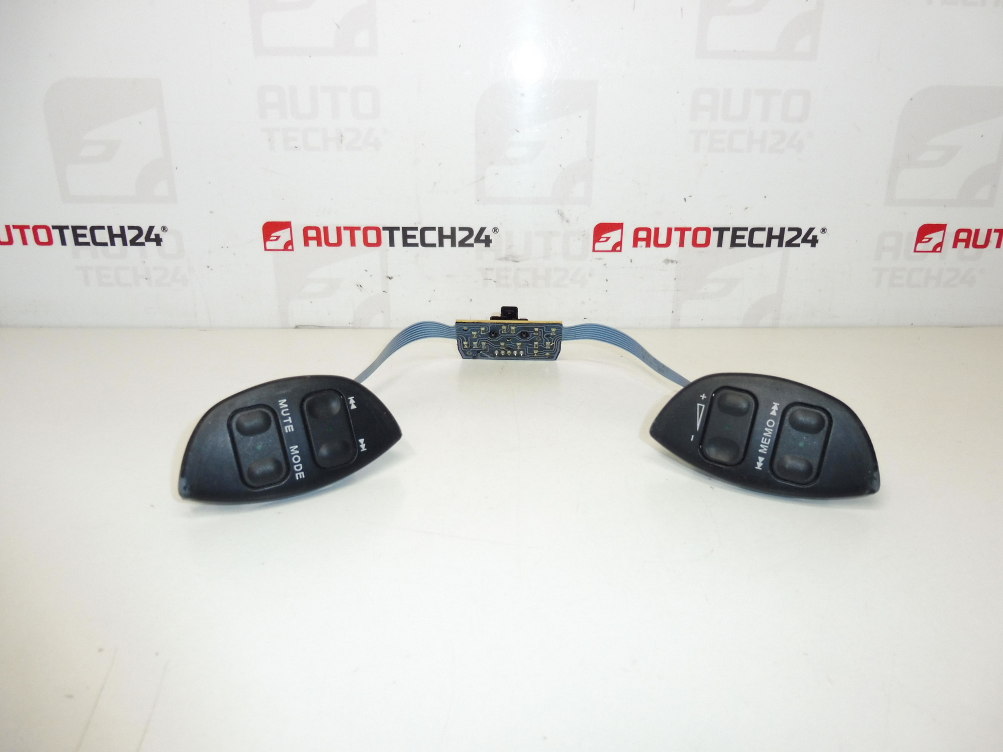 Autoradio-ohjain Citroën Peugeot 4112CT