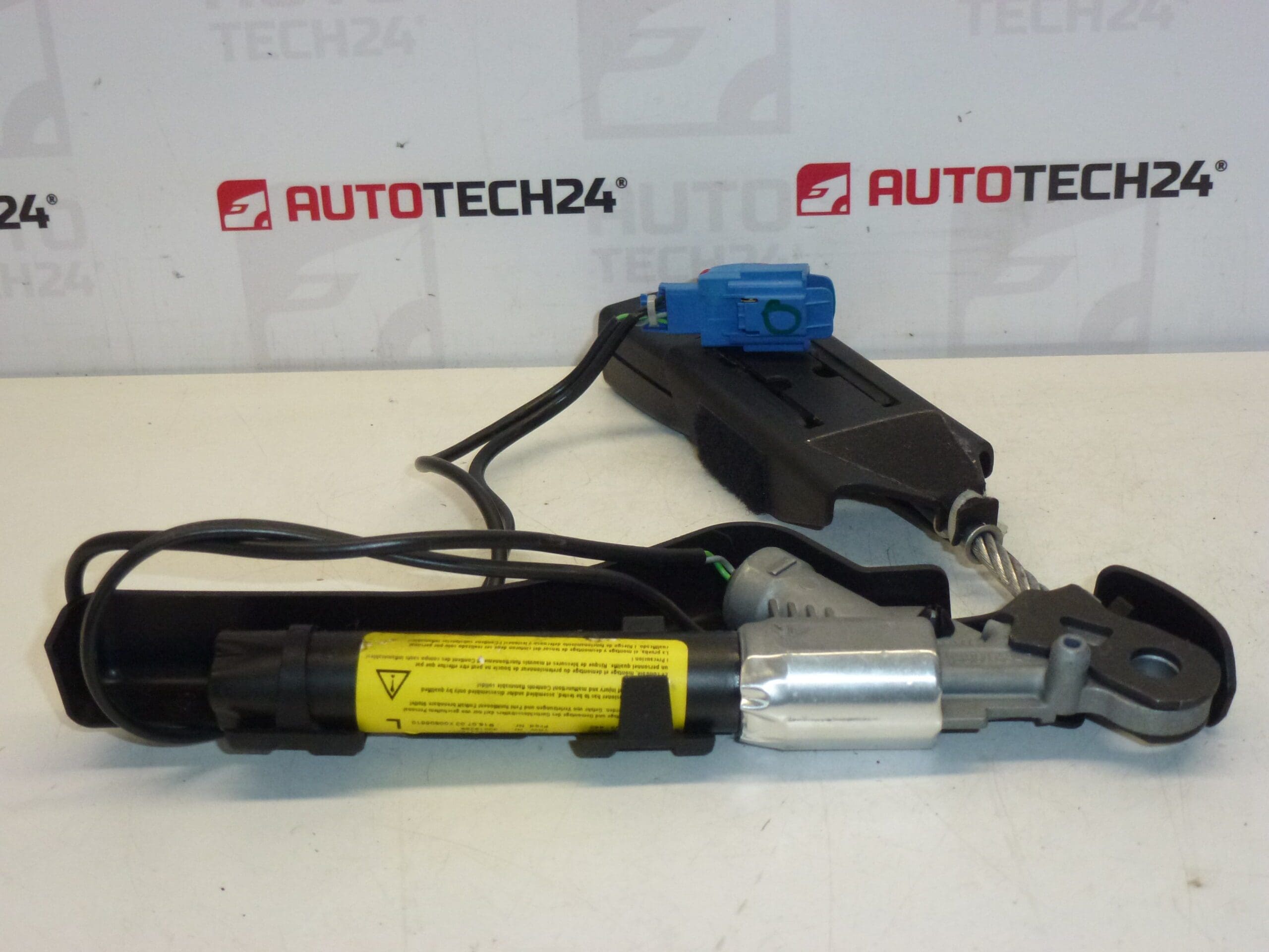 Vasen etupyrokiristin Citroën C2 C3 9640676877 8973TH