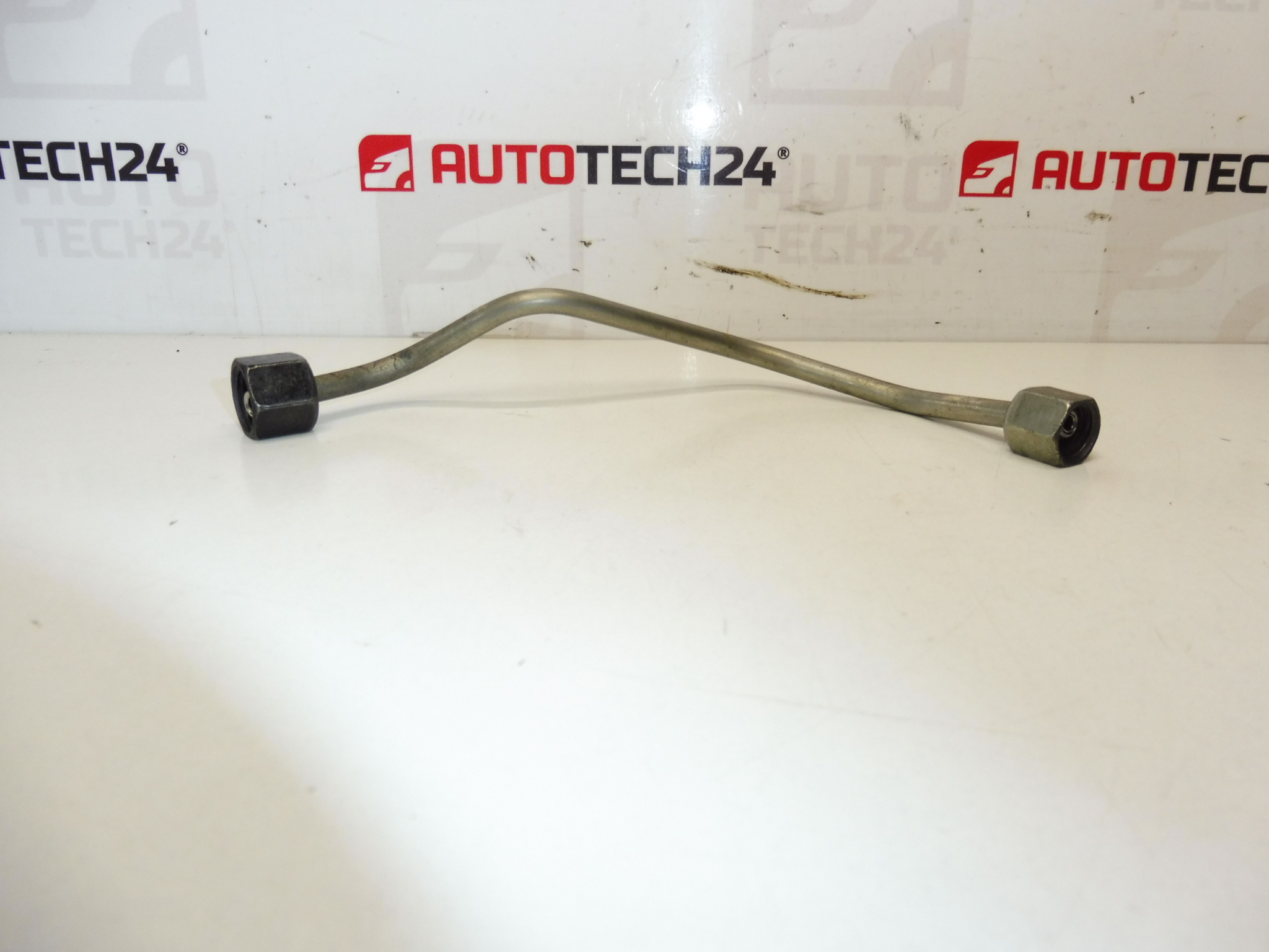 Pipe RAIL imuaukko 4. sylinteri Citroën Peugeot 1570Q2