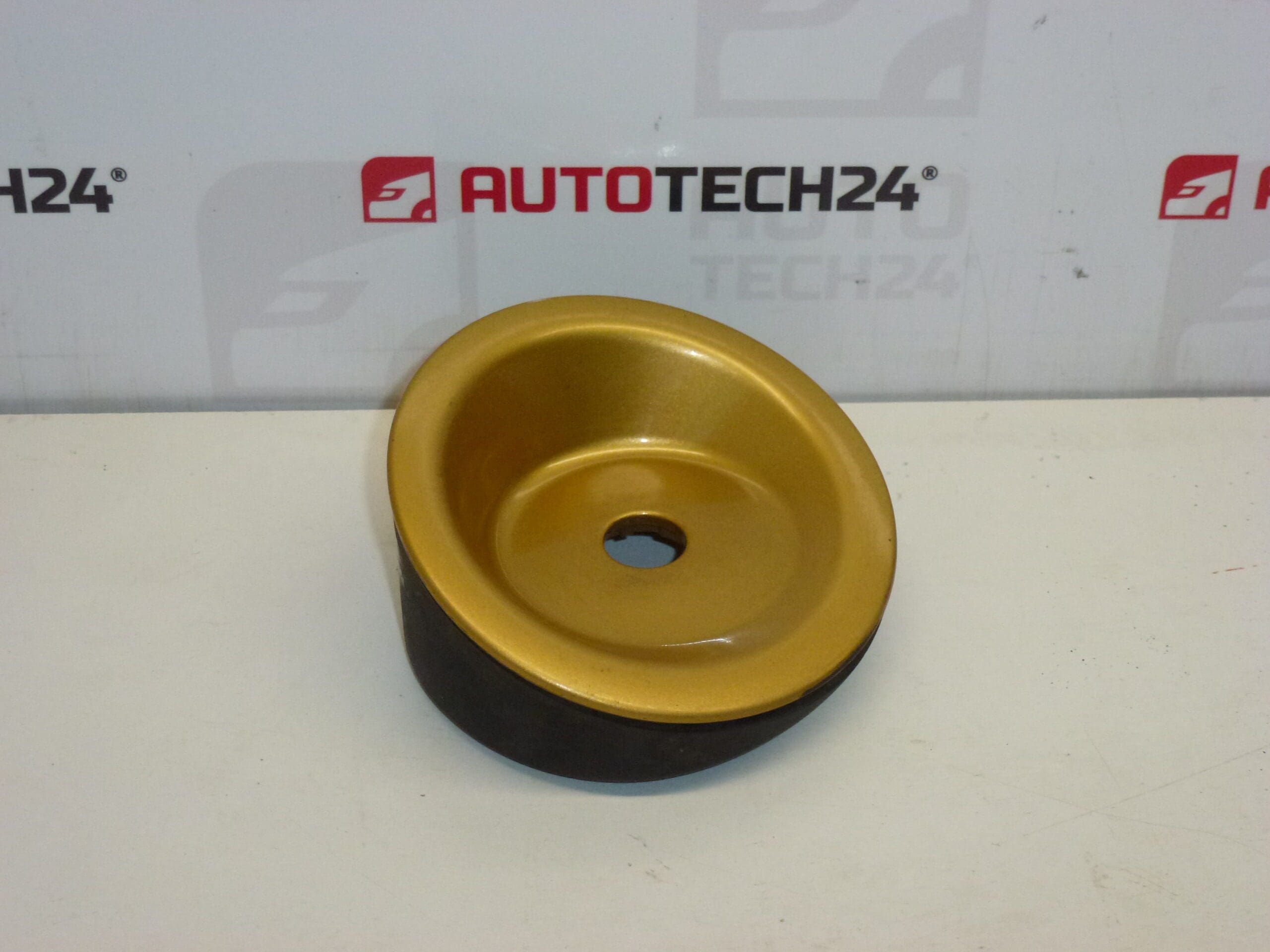 Tankin korkki Citroën Berlingo Peugeot Partner 9636357777 oranssi