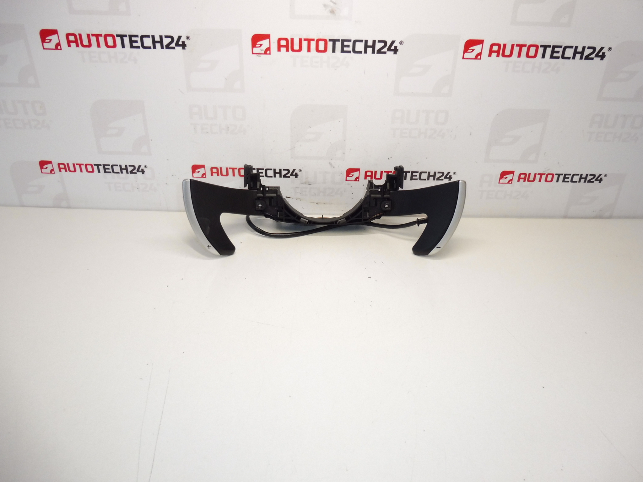 Citroën Peugeot vaihteenvalitsimet 96667245XT 624363