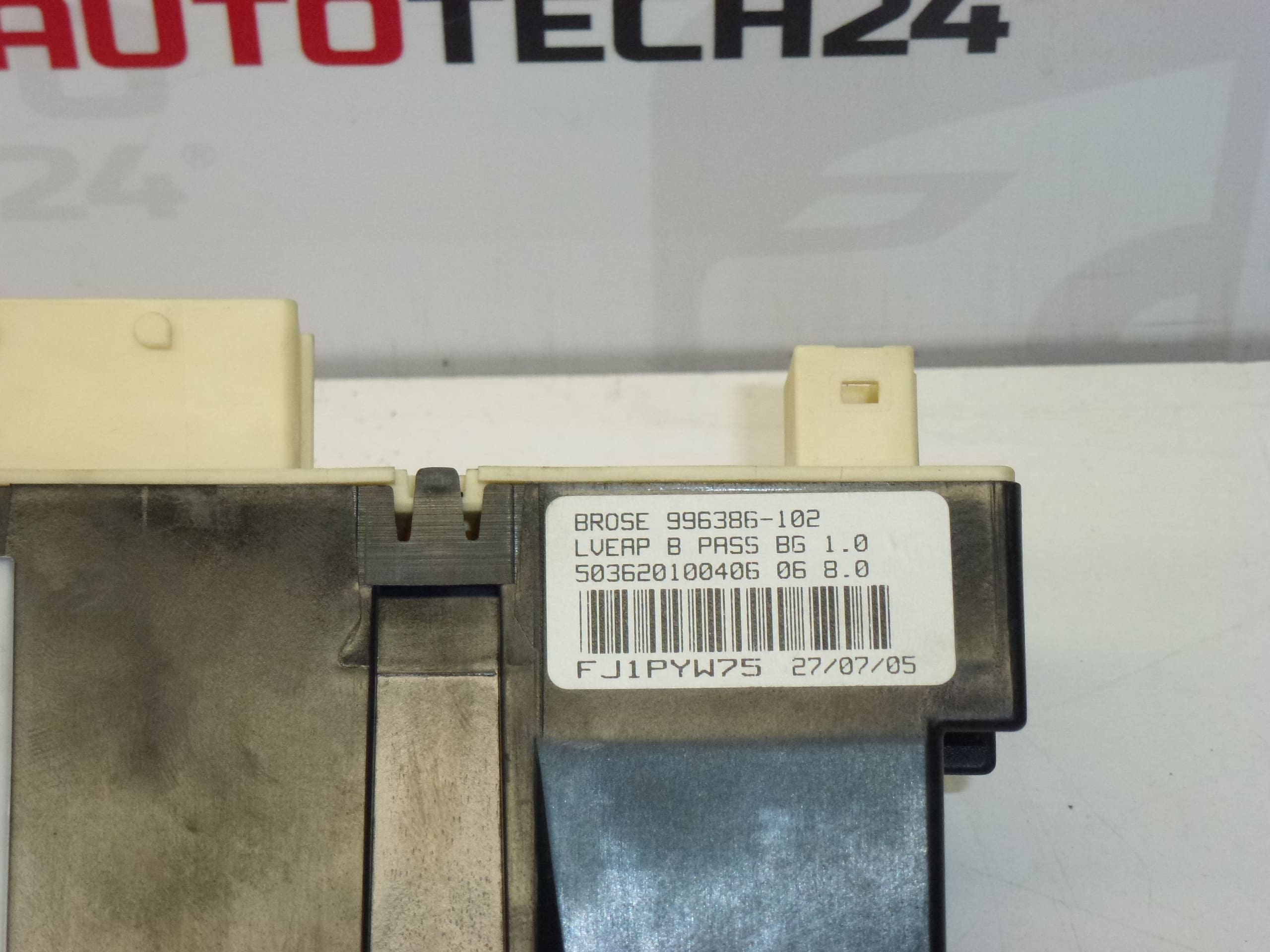 Peugeot 307CC Oikean etuikkunan moottori 9660037580 9222CK