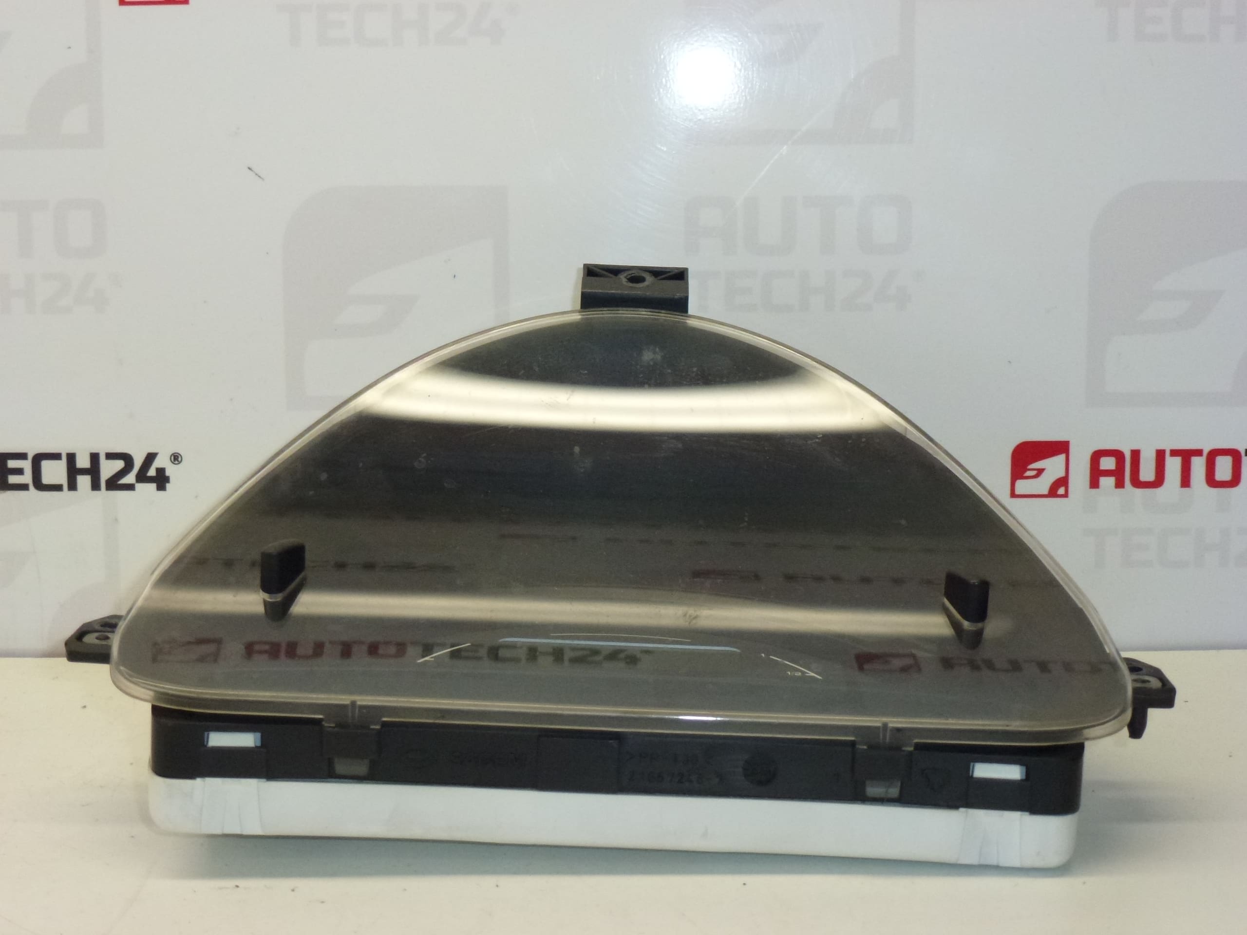 Nopeusmittari Citroën C2 C3 Sensodrive 235000 km 9650735580 6104ZJ