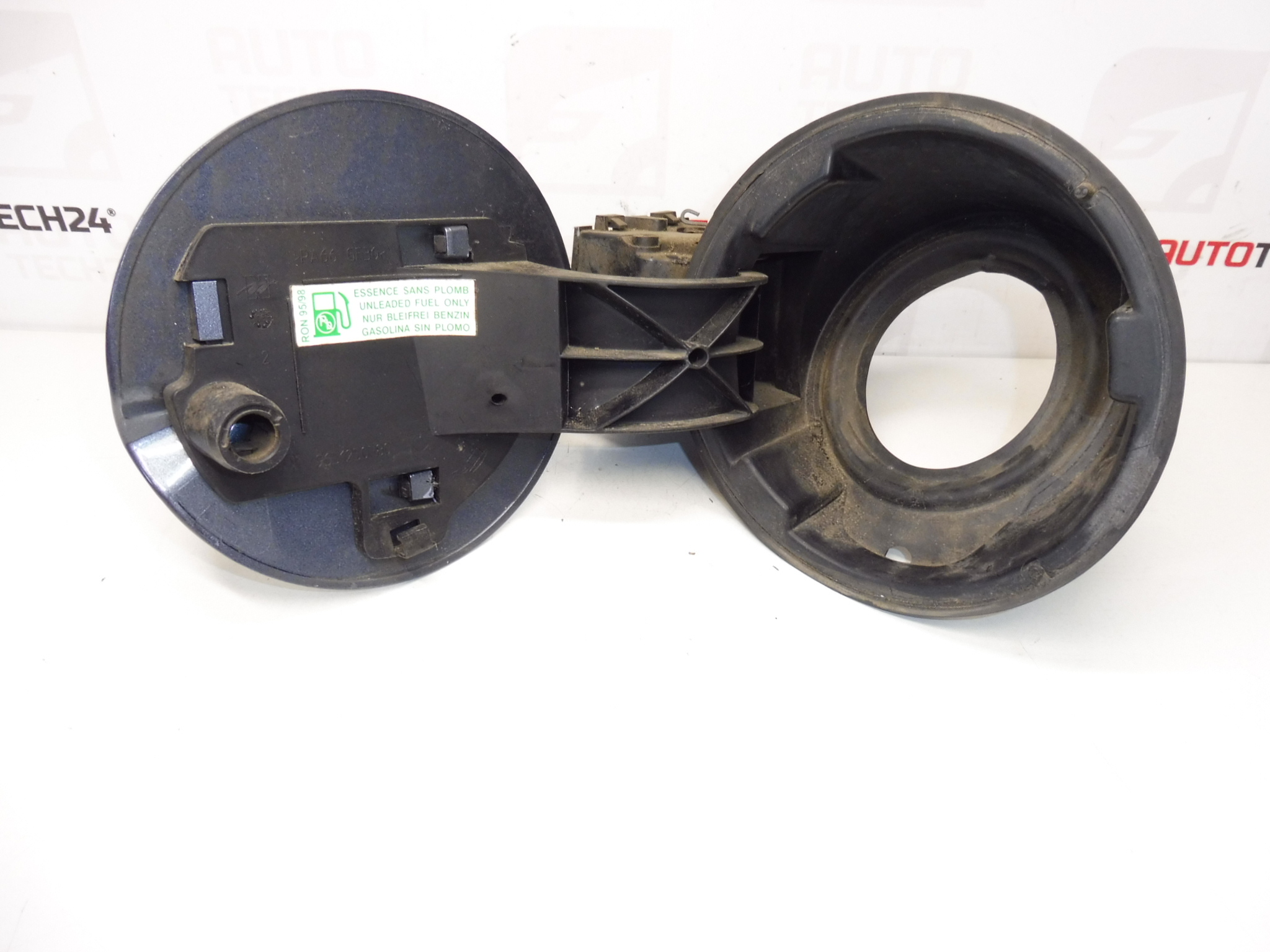 Tankin korkki Peugeot 1007 9645935580 1517C3 151882