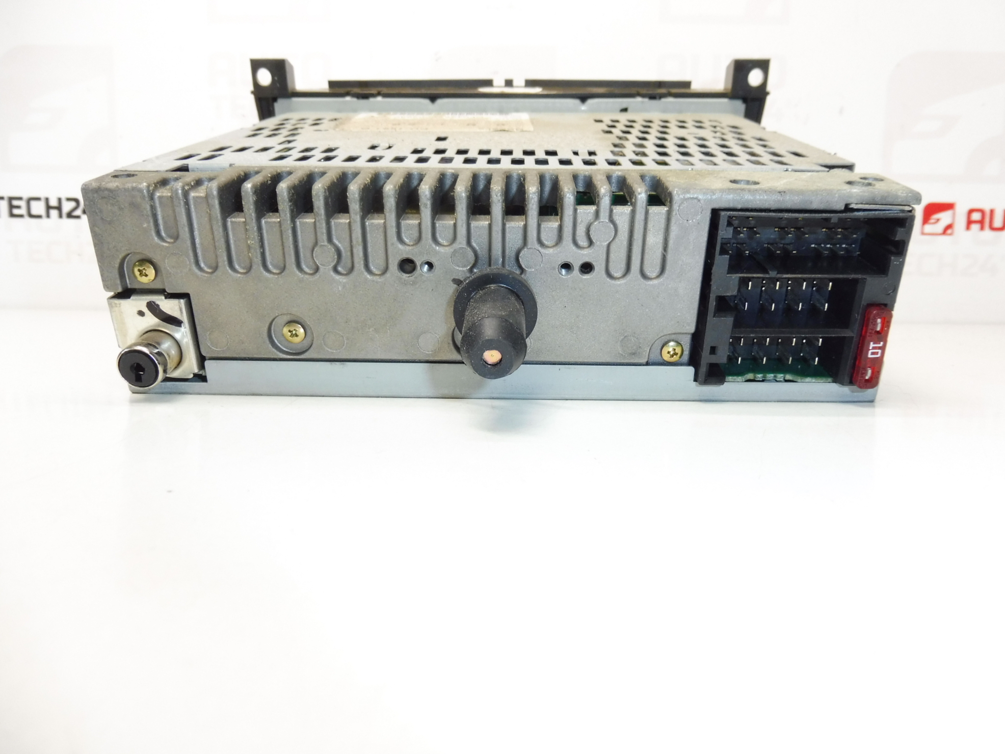 Autoradionavigaattori Peugeot 607 96296330GV 9629633077 6560L9